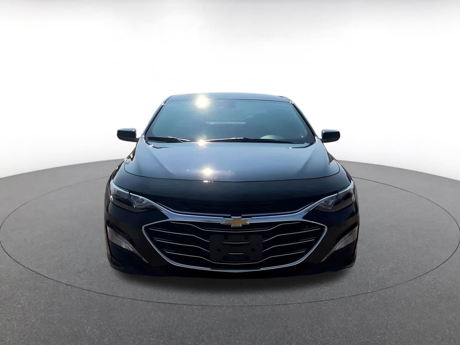 Thumbnail: 2024 Chevrolet Malibu - 4