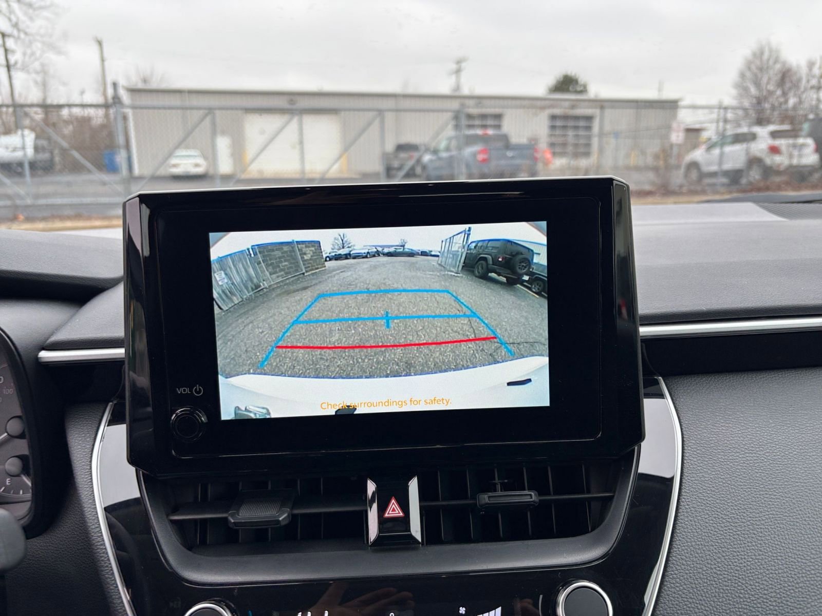 Thumbnail: 2025 Toyota Corolla - 17