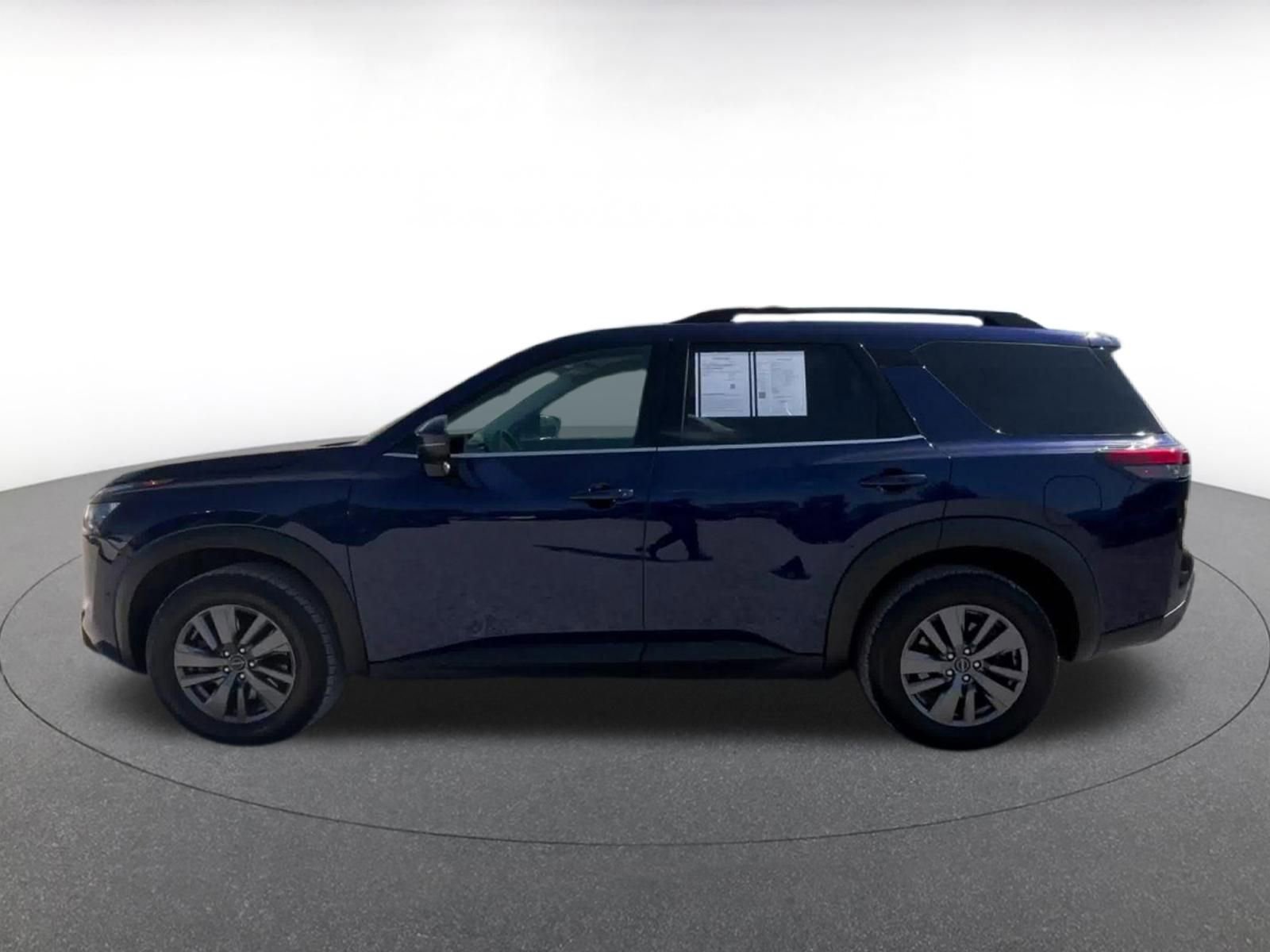 Thumbnail: 2025 Nissan Pathfinder - 9