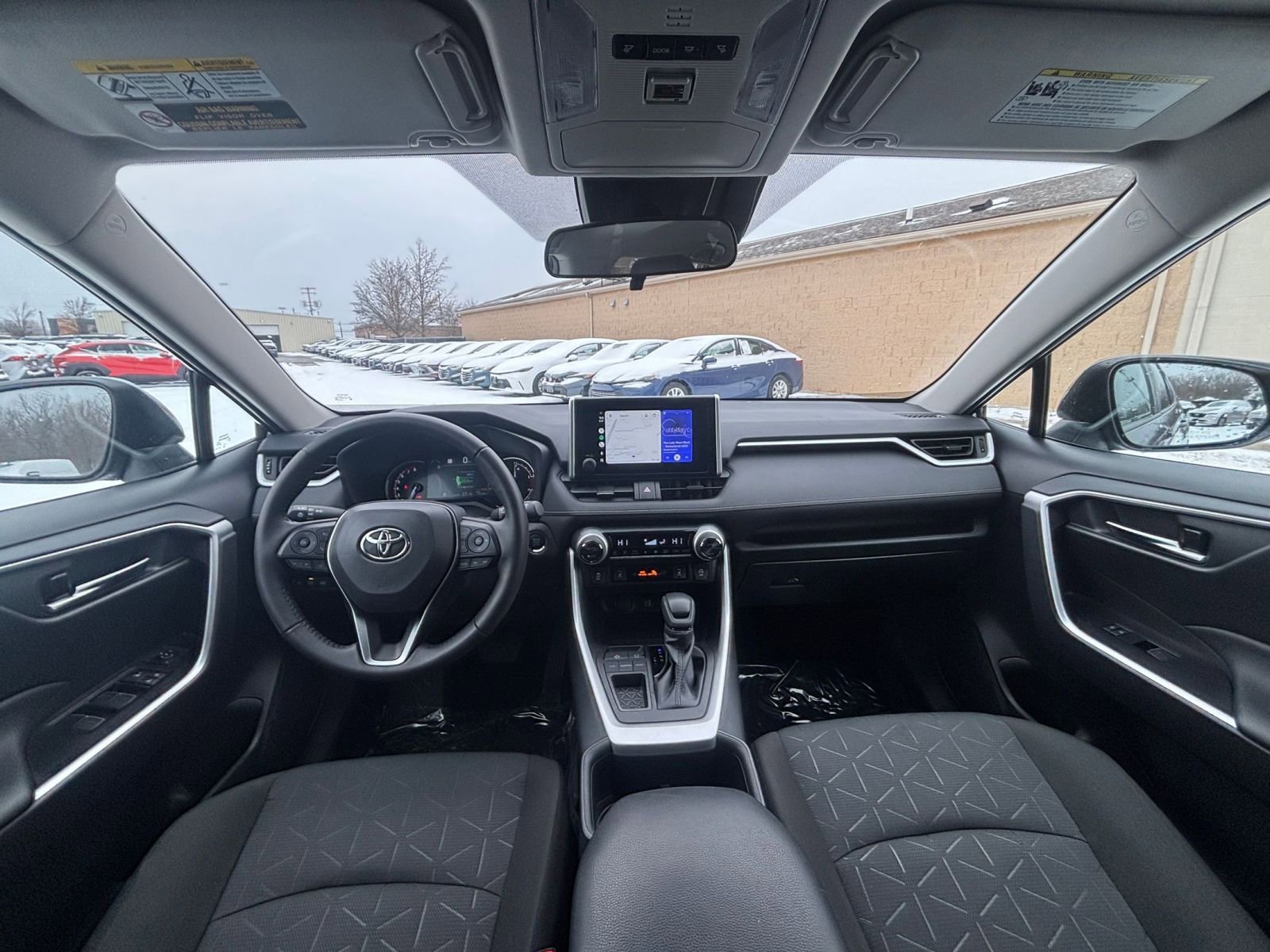 Thumbnail: 2025 Toyota RAV4 - 33