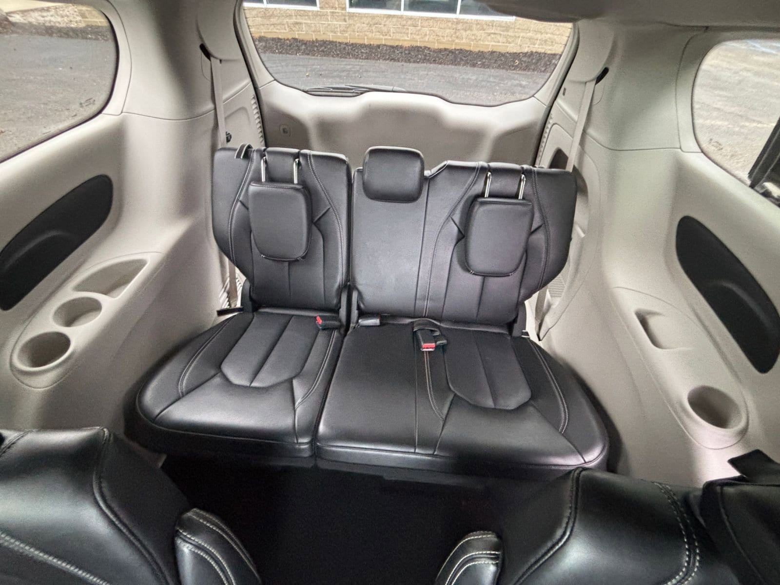 Thumbnail: 2024 Chrysler Pacifica - 29