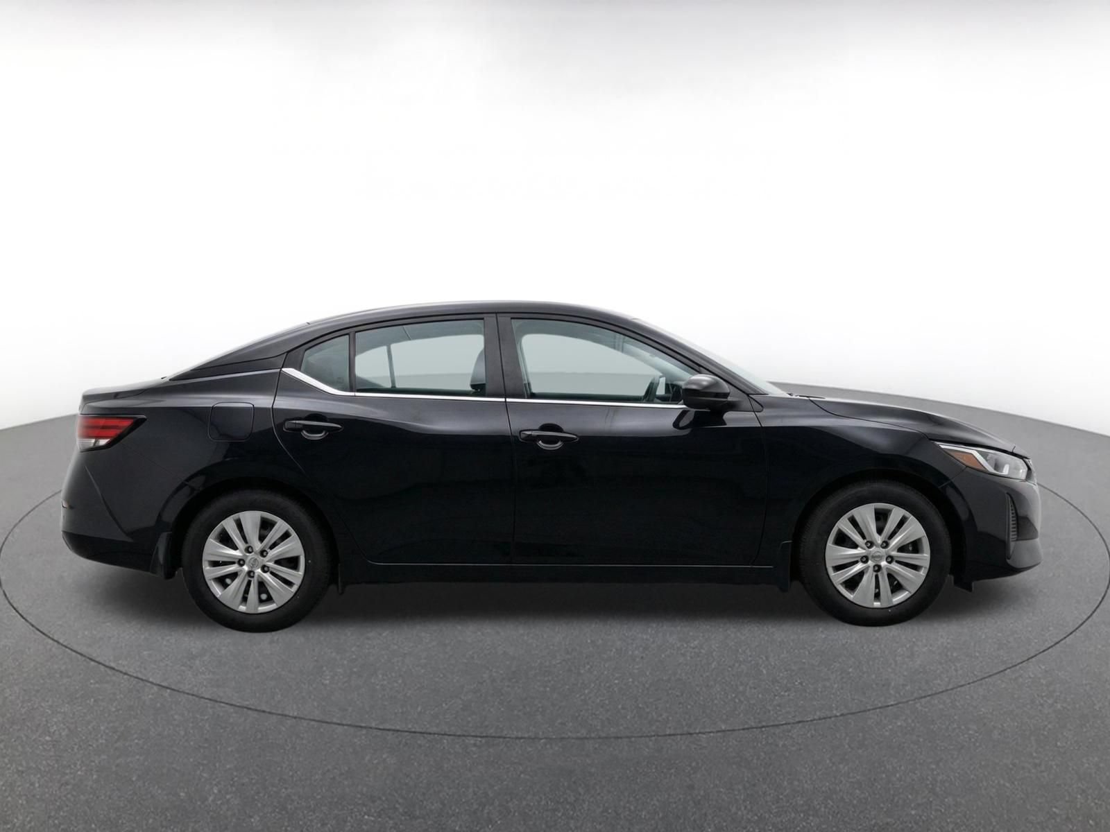 Thumbnail: 2025 Nissan Sentra - 14