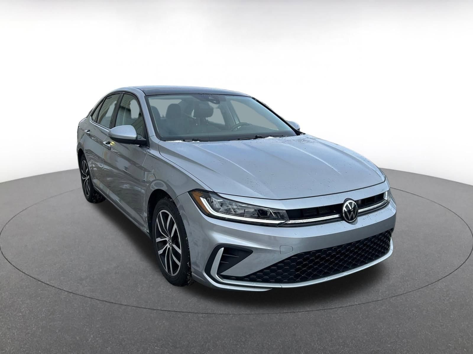 Thumbnail: 2025 Volkswagen Jetta - 1