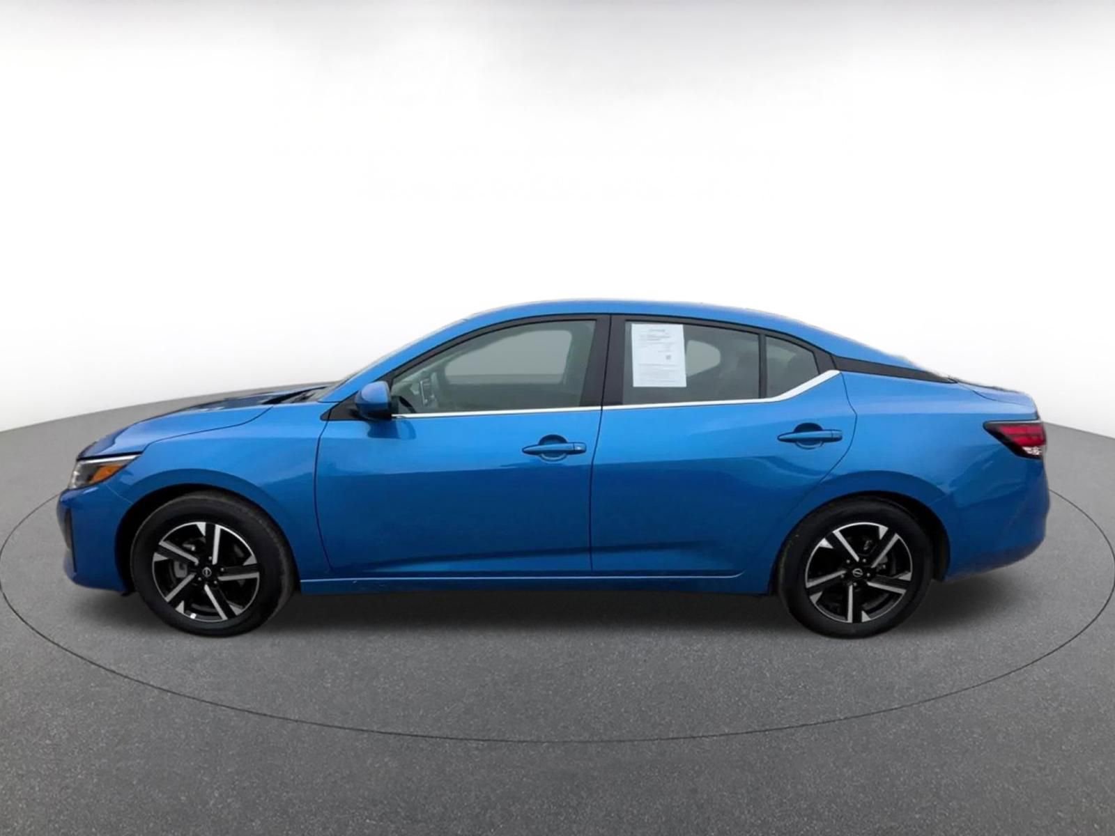 Thumbnail: 2025 Nissan Sentra - 9