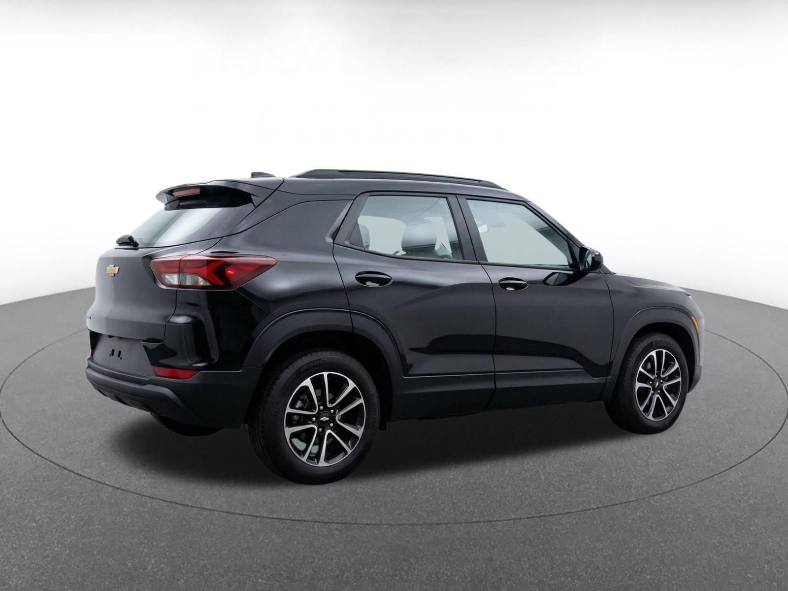 Thumbnail: 2025 Chevrolet TrailBlazer - 9