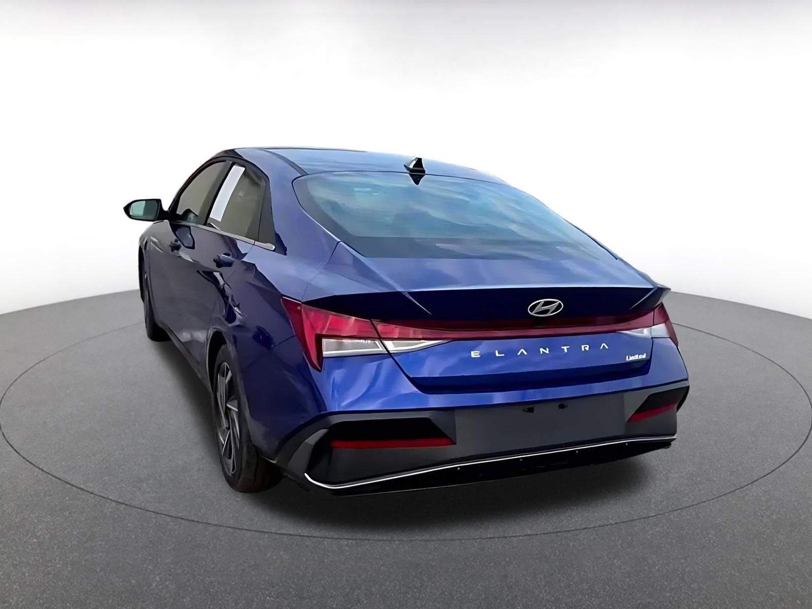 Thumbnail: 2025 Hyundai Elantra - 11