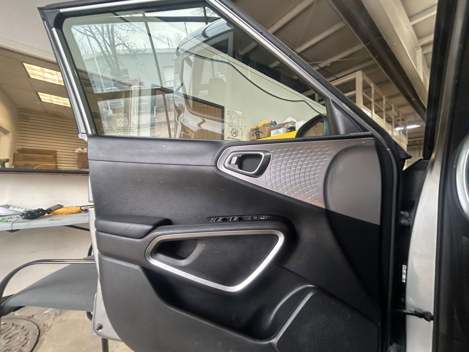 Thumbnail: 2025 Kia Soul - 18