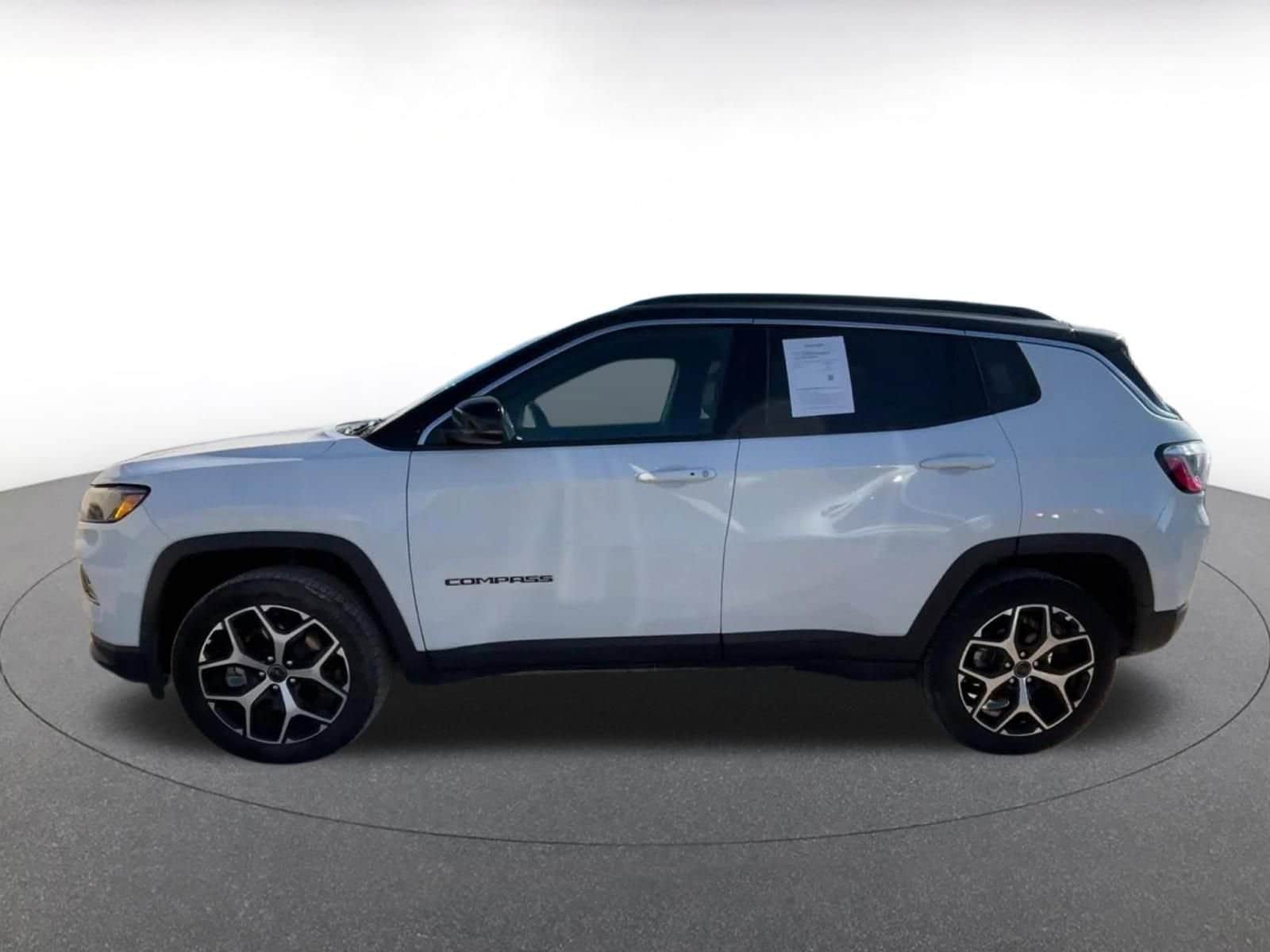 Thumbnail: 2025 Jeep Compass - 9