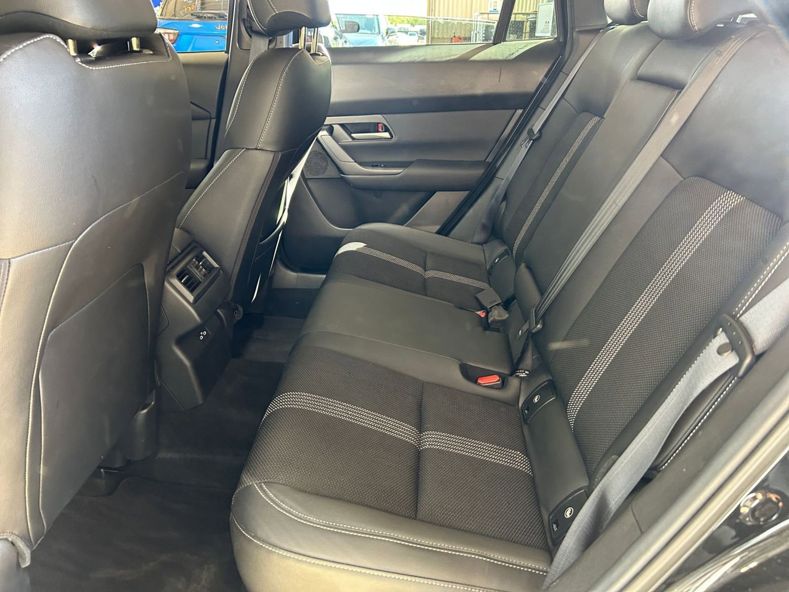 Thumbnail: 2025 Mazda CX-50 - 23