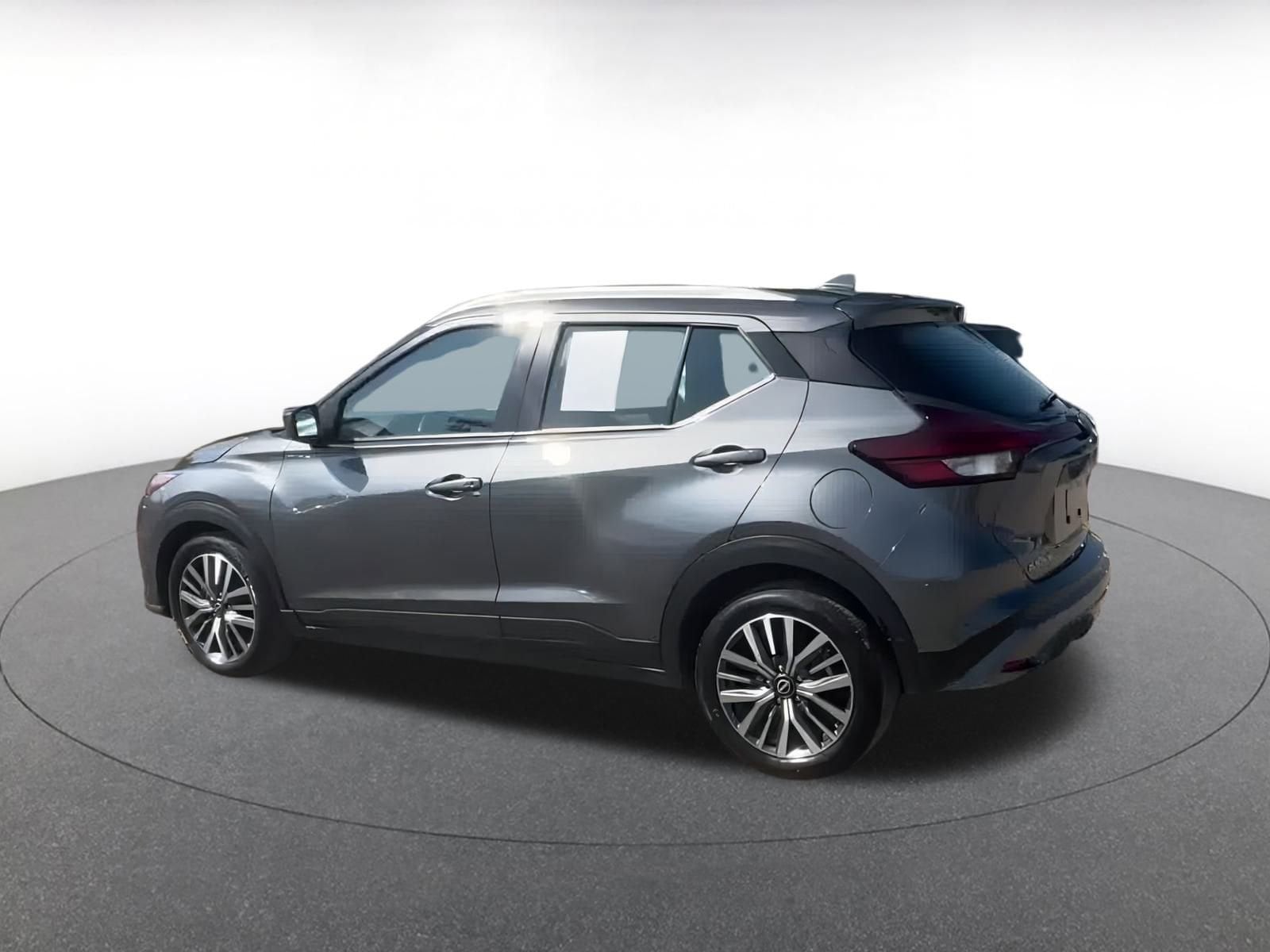 Thumbnail: 2024 Nissan Kicks - 10