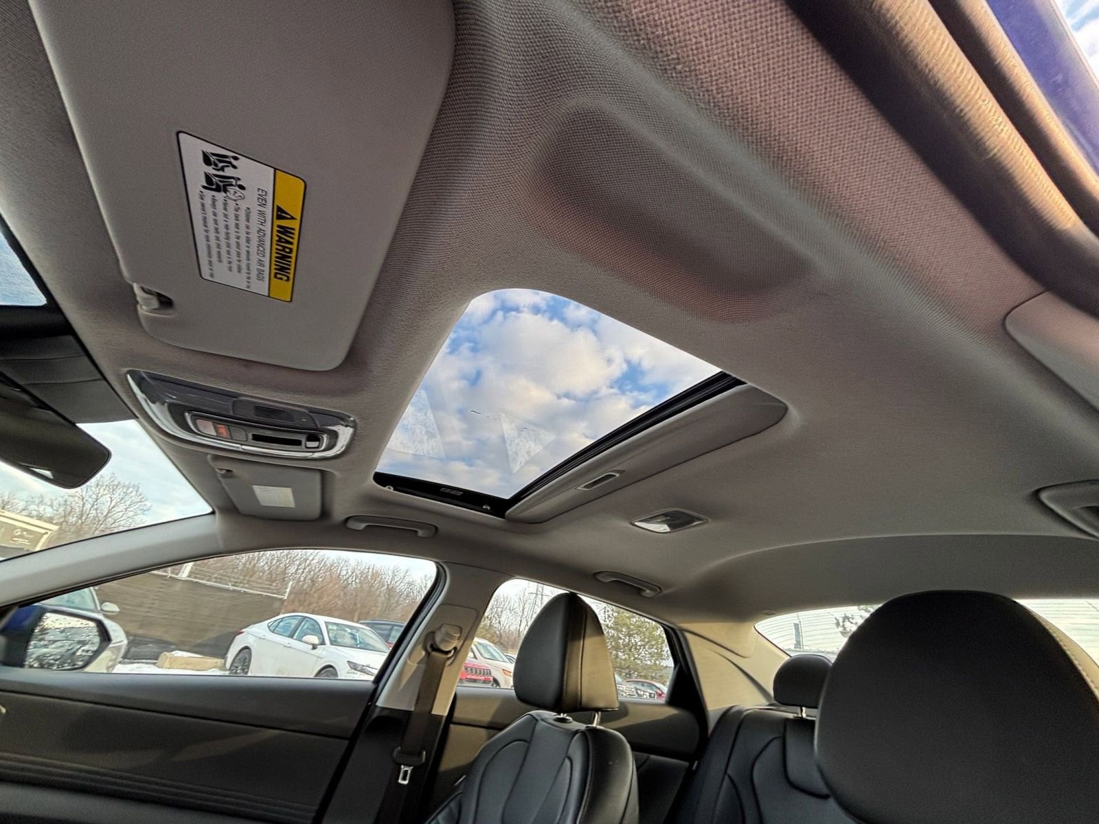 Thumbnail: 2025 Hyundai Elantra - 31