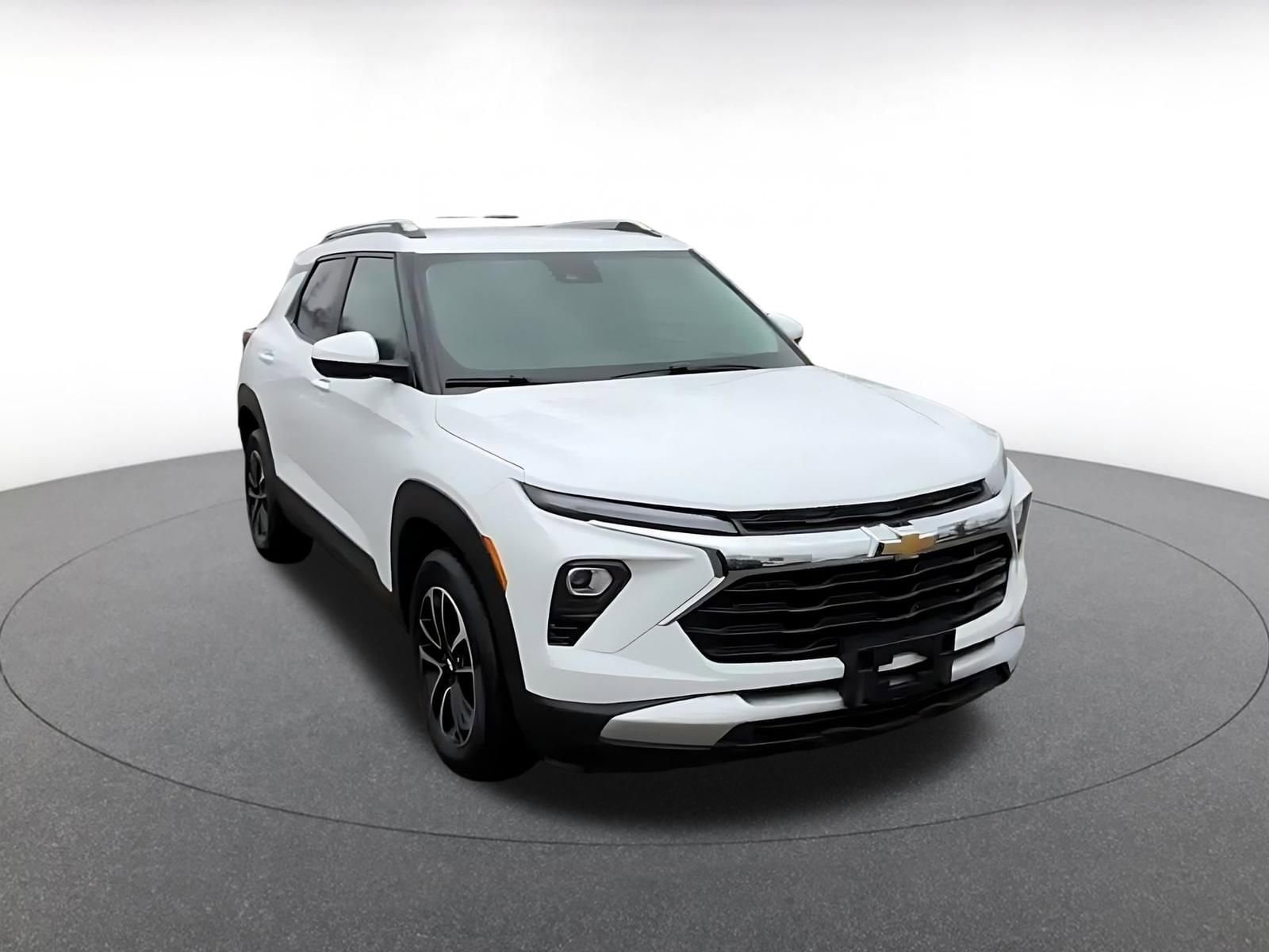 Thumbnail: 2025 Chevrolet TrailBlazer - 3