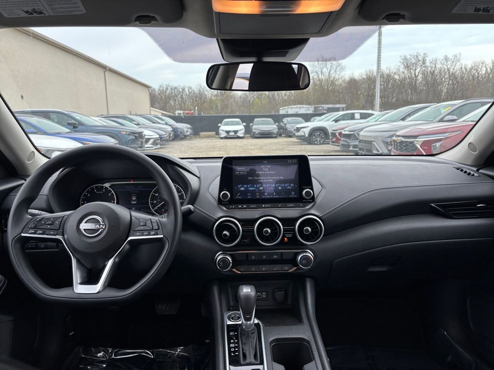 Thumbnail: 2025 Nissan Sentra - 31