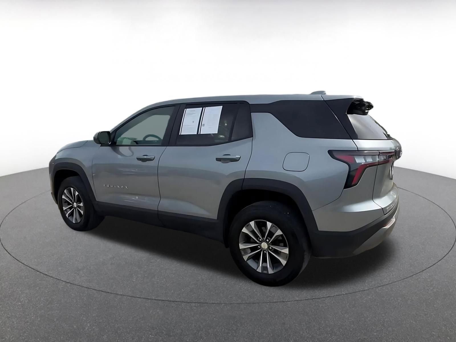 Thumbnail: 2025 Chevrolet Equinox - 10