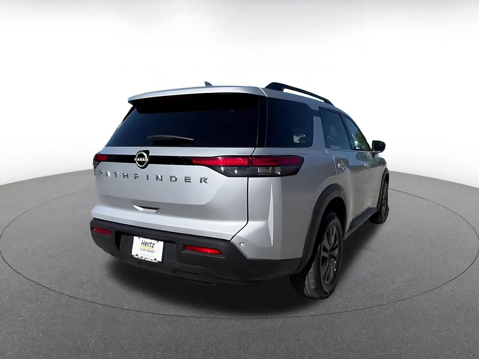 Thumbnail: 2025 Nissan Pathfinder - 15