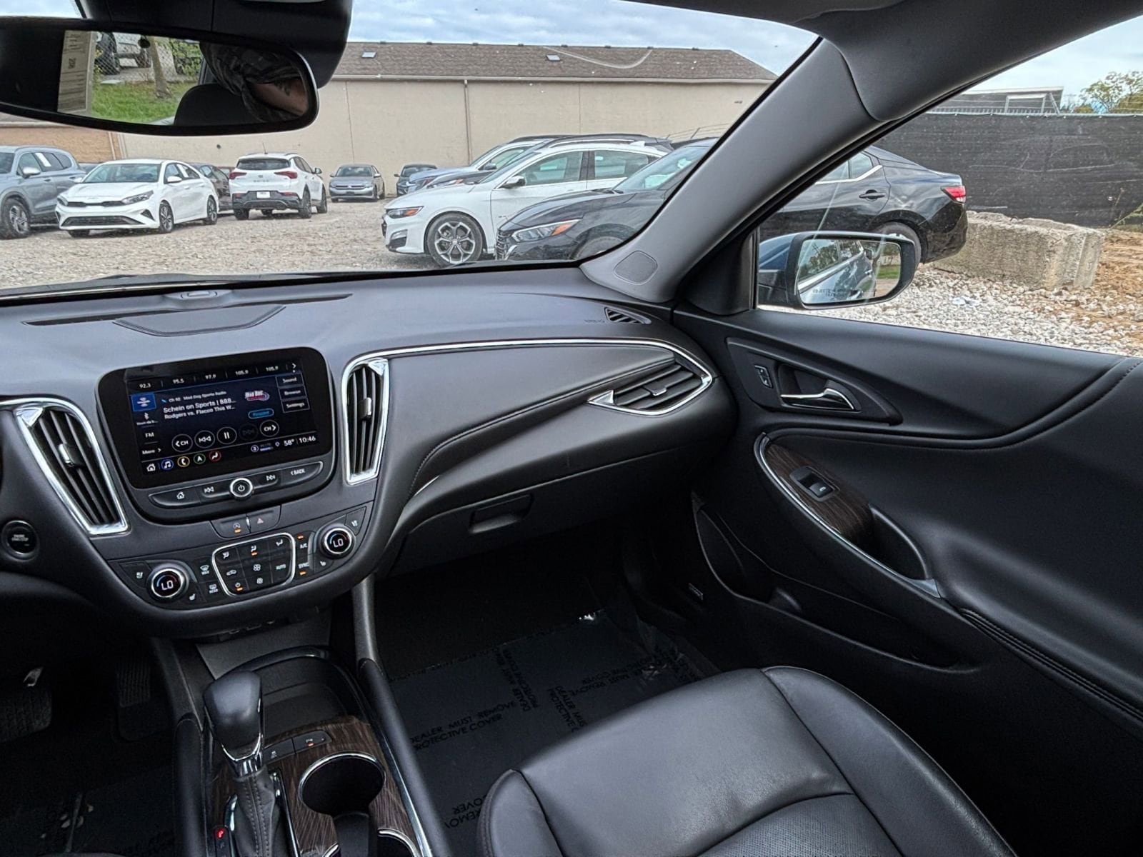 Thumbnail: 2024 Chevrolet Malibu - 35