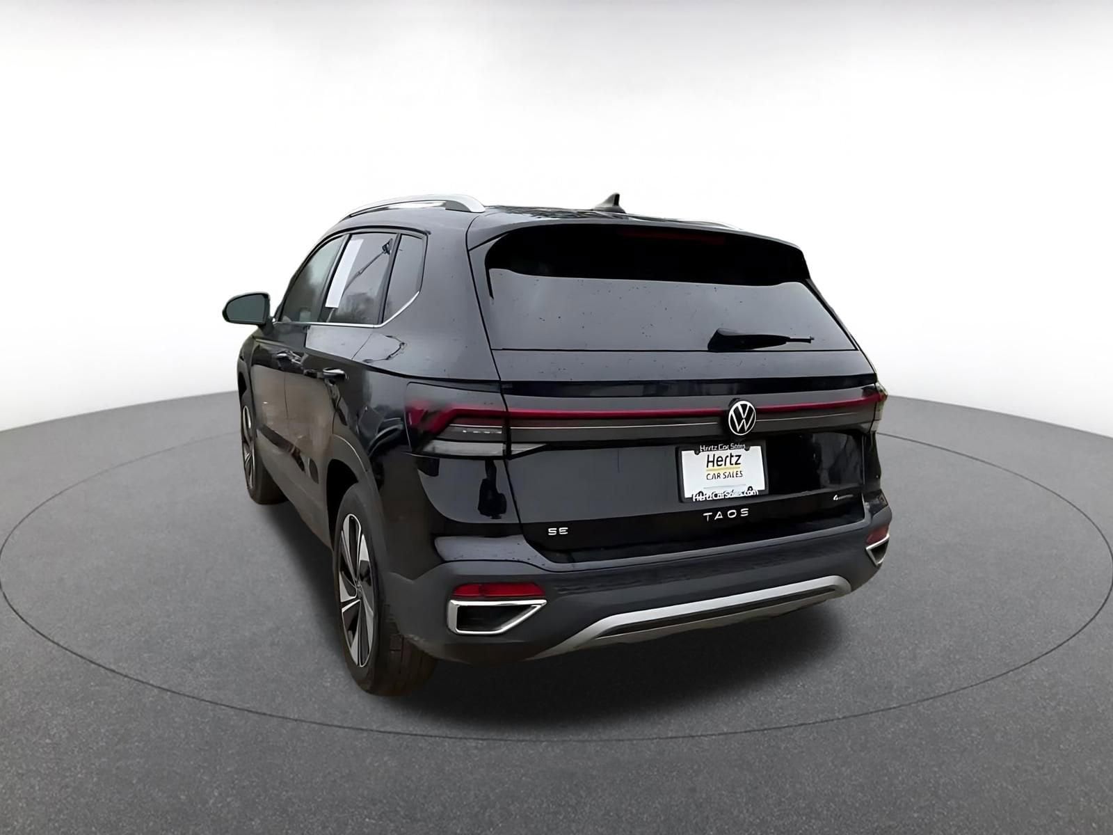 Thumbnail: 2025 Volkswagen Taos - 11