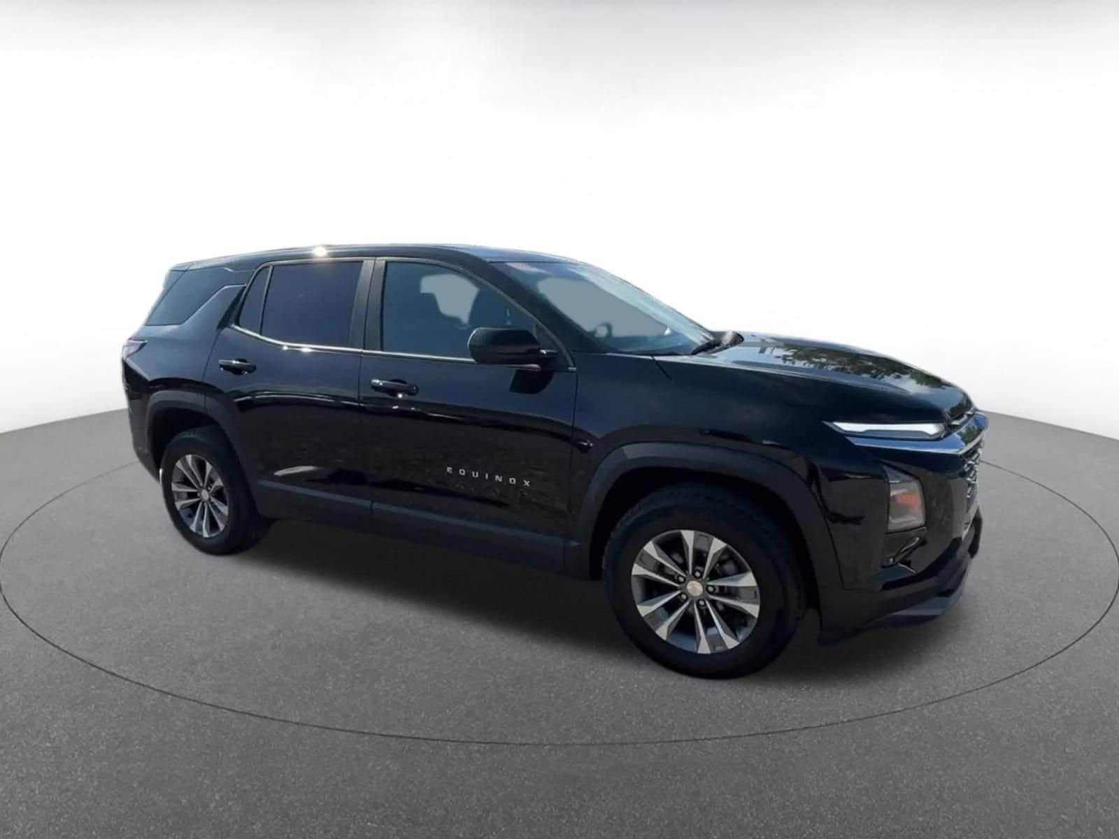 Thumbnail: 2025 Chevrolet Equinox - 2