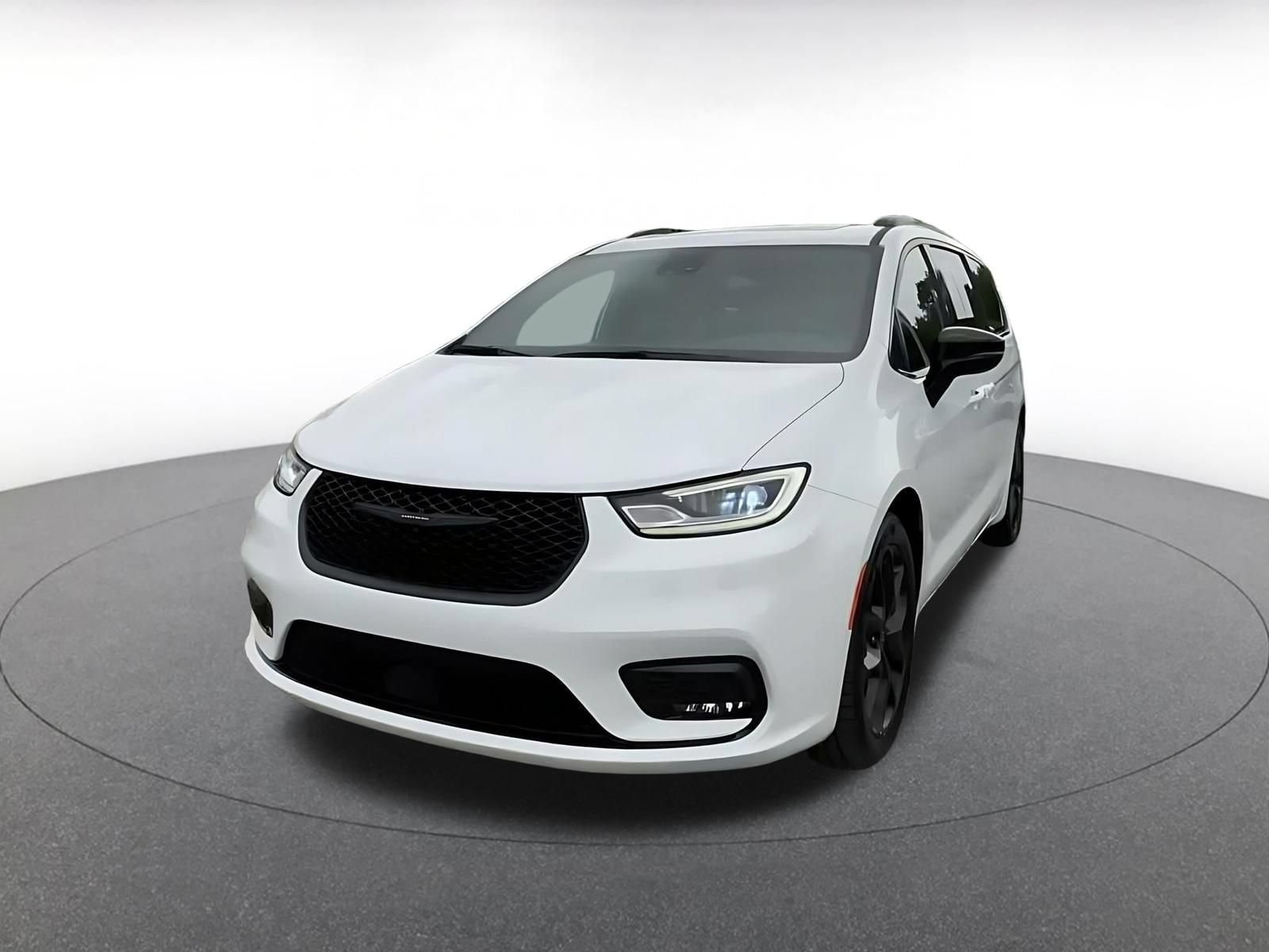 Thumbnail: 2025 Chrysler Pacifica - 7
