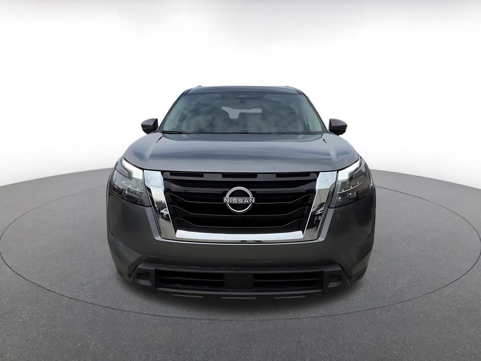 Thumbnail: 2025 Nissan Pathfinder - 4