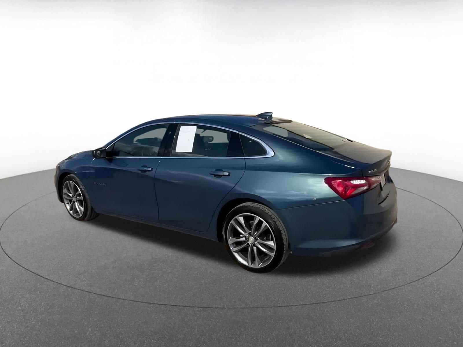 Thumbnail: 2024 Chevrolet Malibu - 10