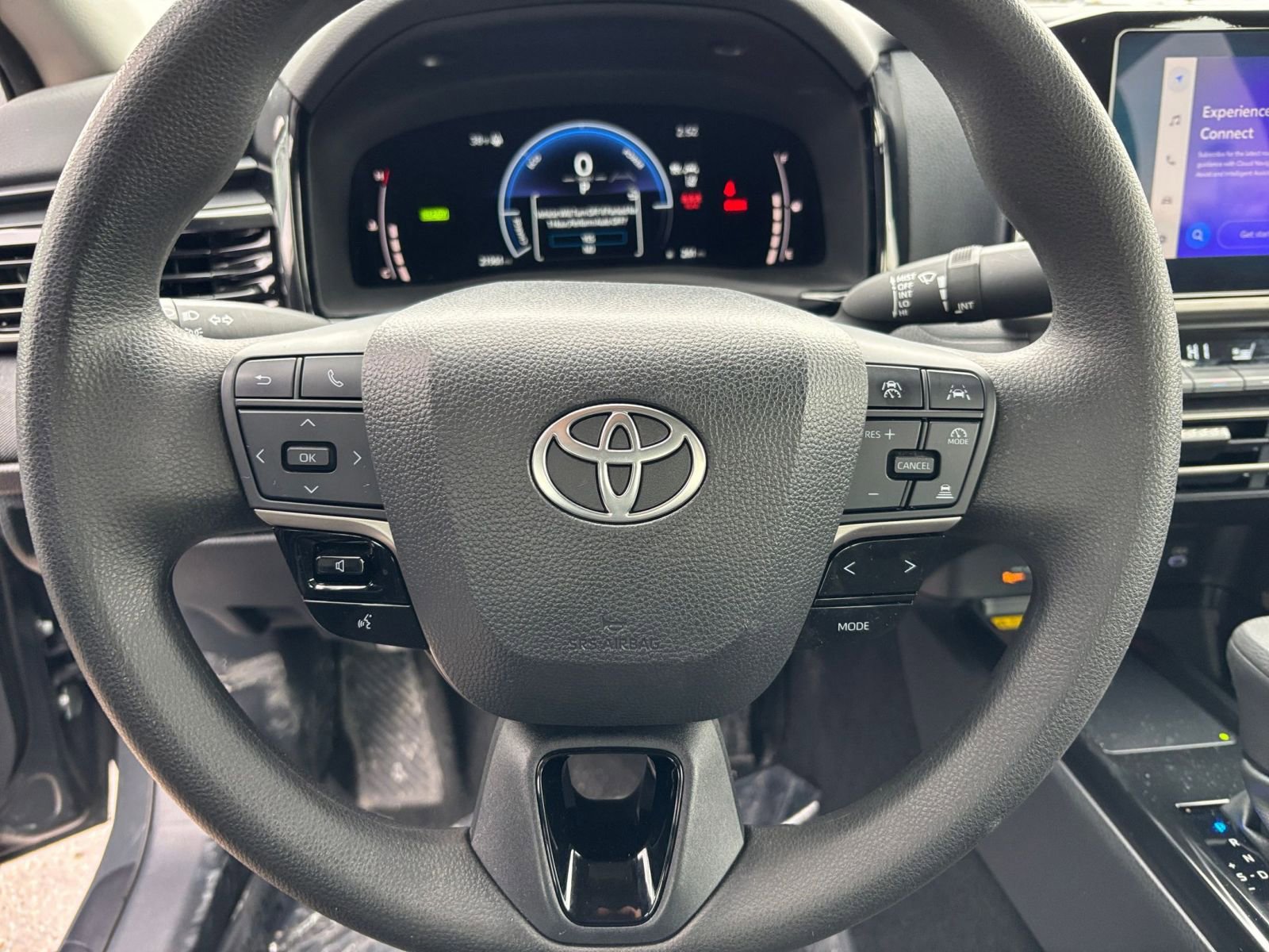 Thumbnail: 2025 Toyota Camry - 27