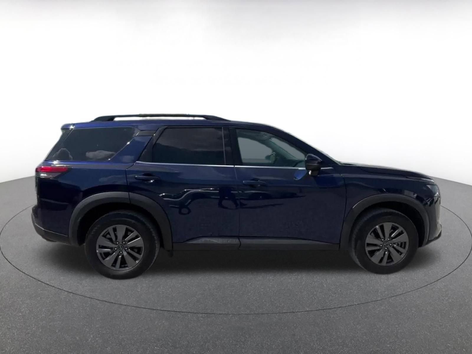 Thumbnail: 2025 Nissan Pathfinder - 16