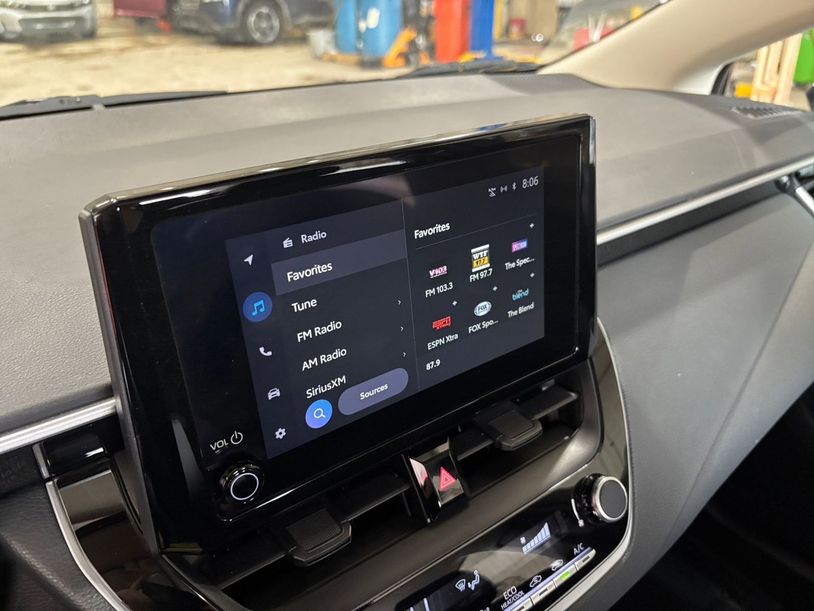 Thumbnail: 2025 Toyota Corolla - 21