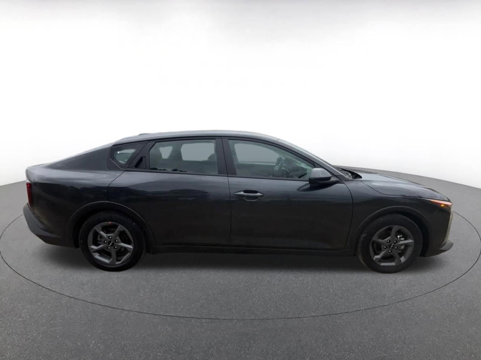 Thumbnail: 2025 Kia K4 - 16