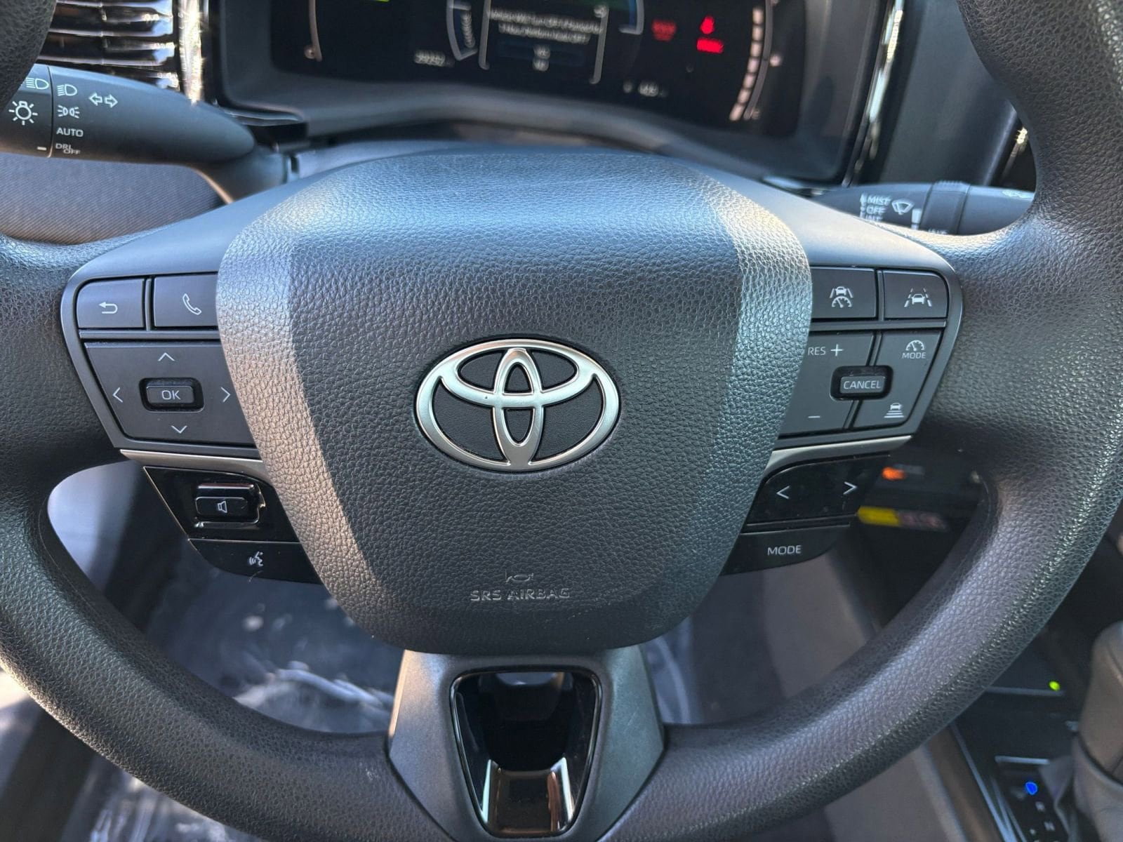 Thumbnail: 2025 Toyota Camry - 27