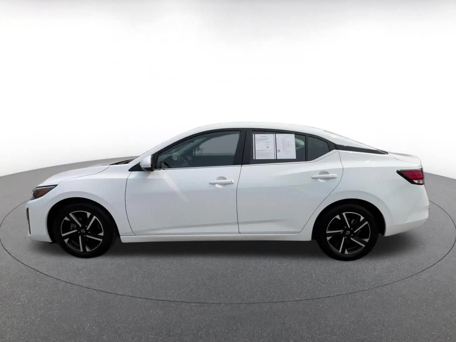 Thumbnail: 2025 Nissan Sentra - 9