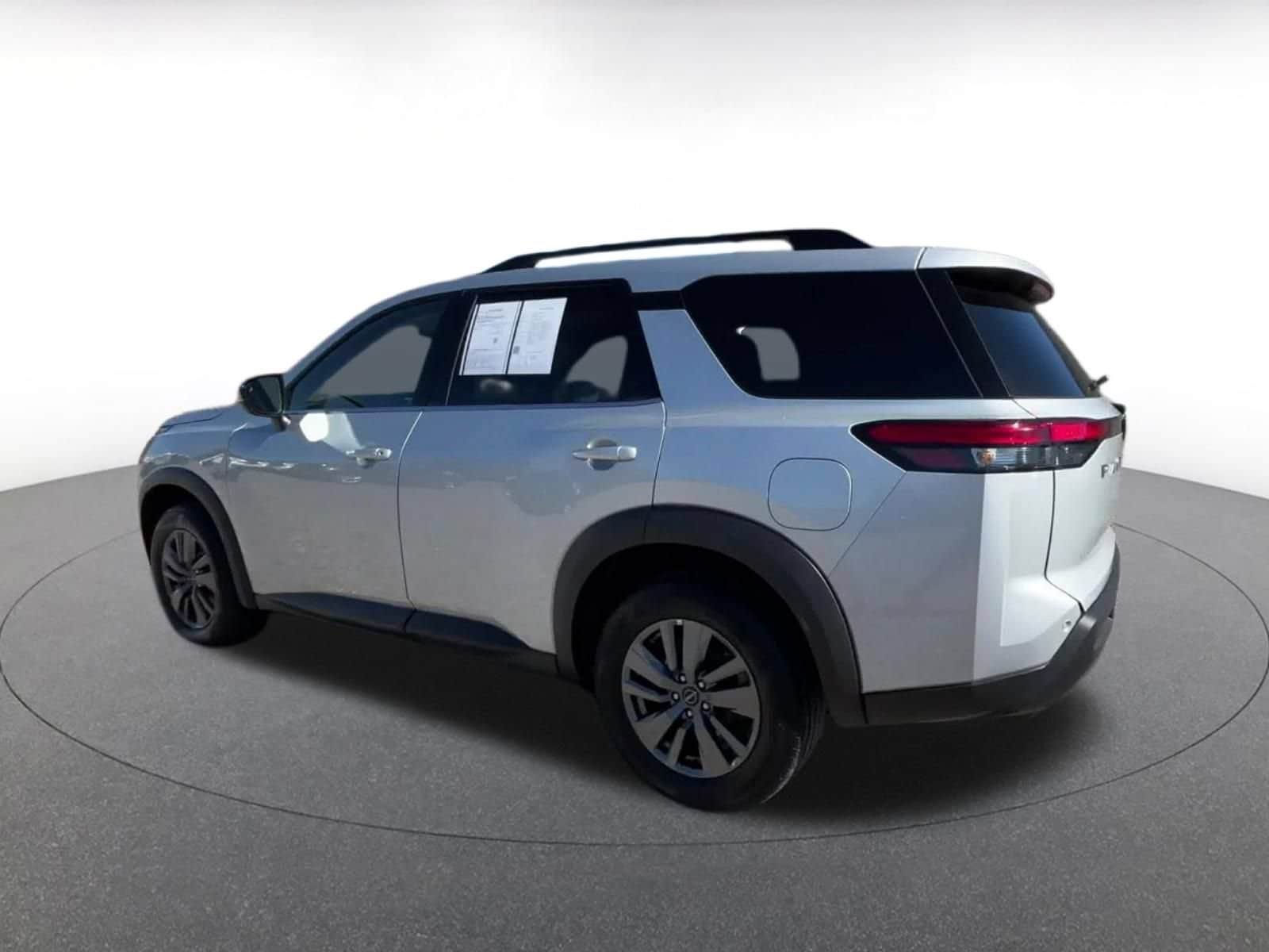 Thumbnail: 2025 Nissan Pathfinder - 10
