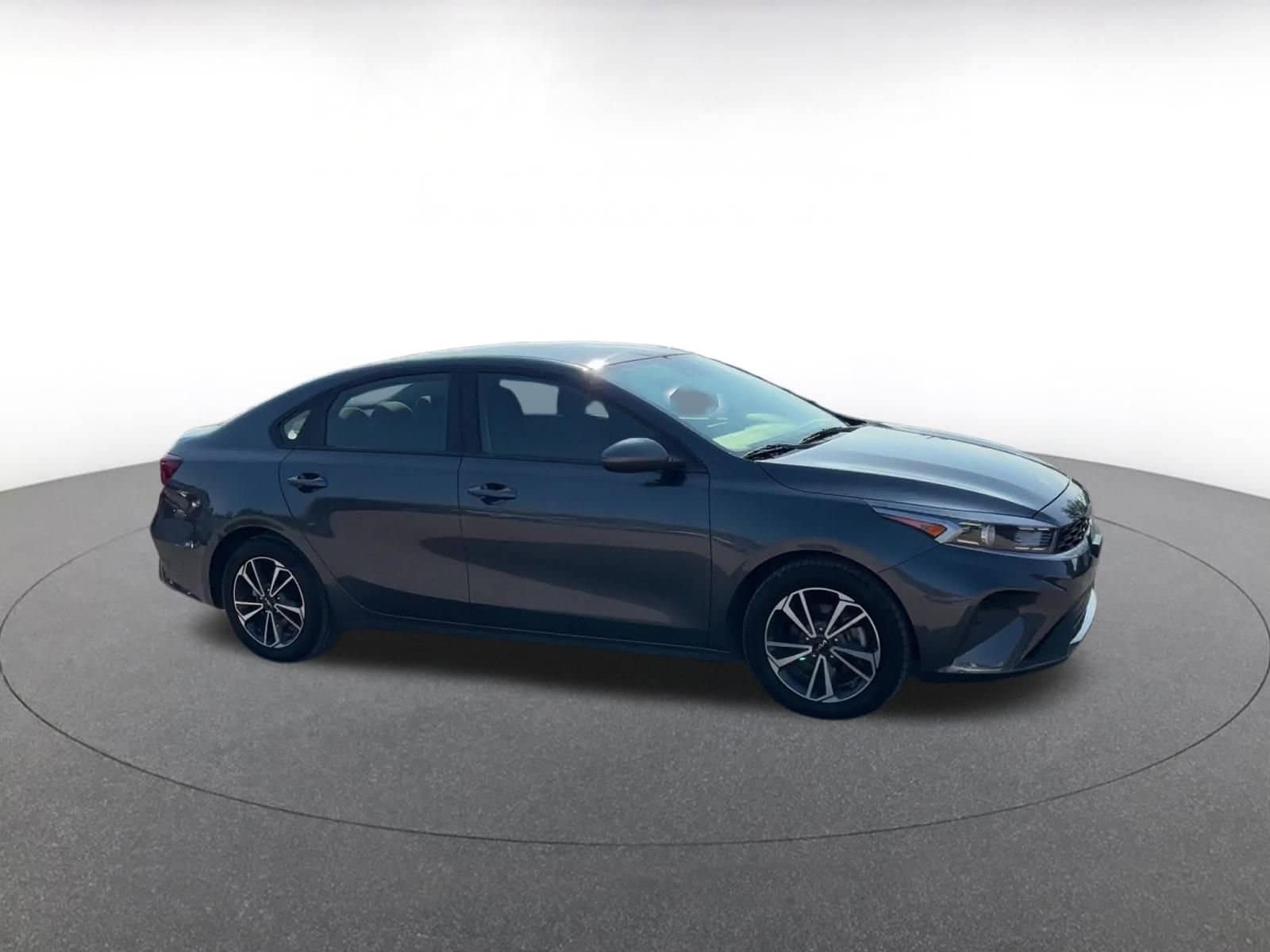 Thumbnail: 2023 Kia Forte - 2