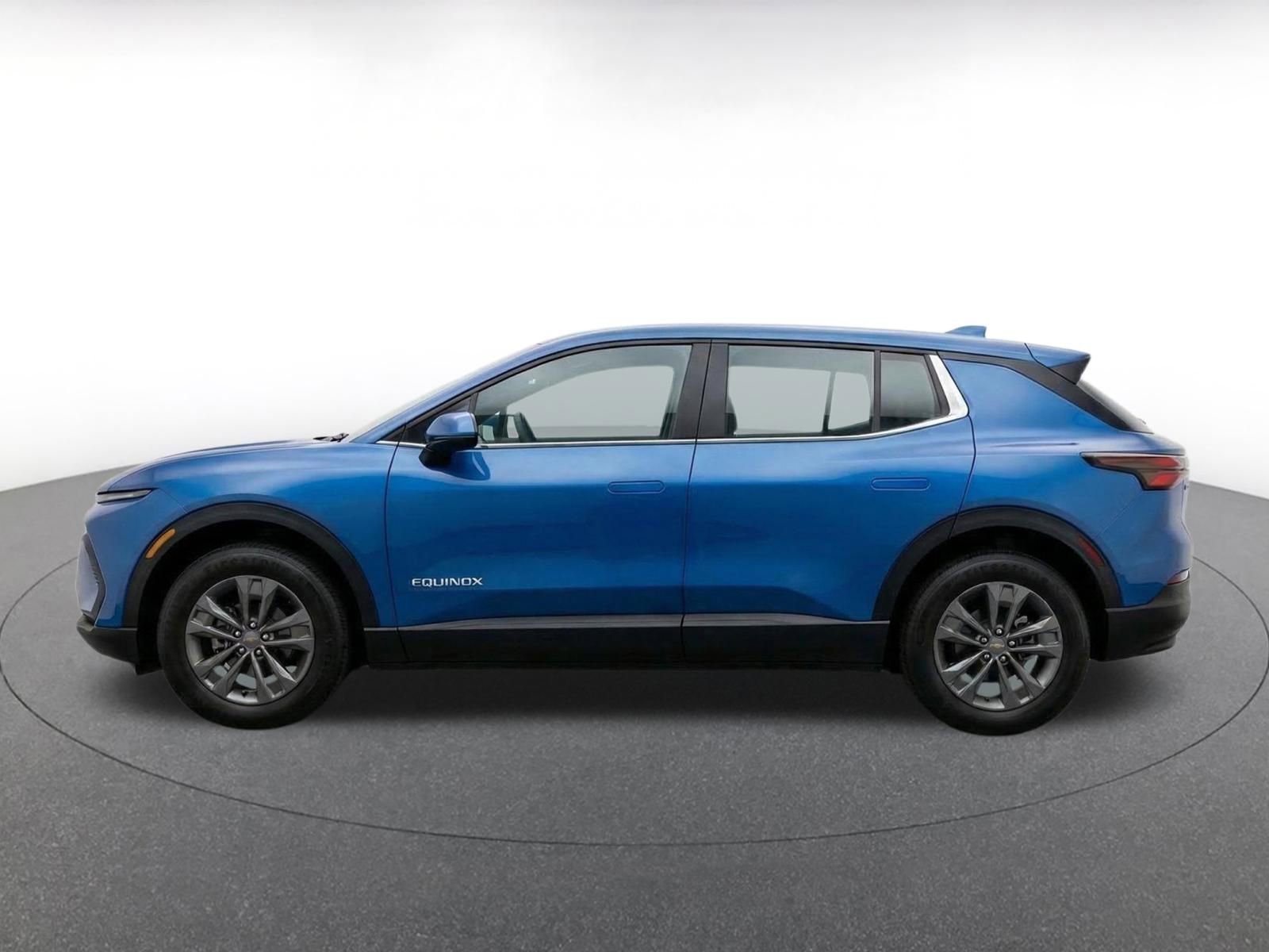 Thumbnail: 2025 Chevrolet Equinox - 4