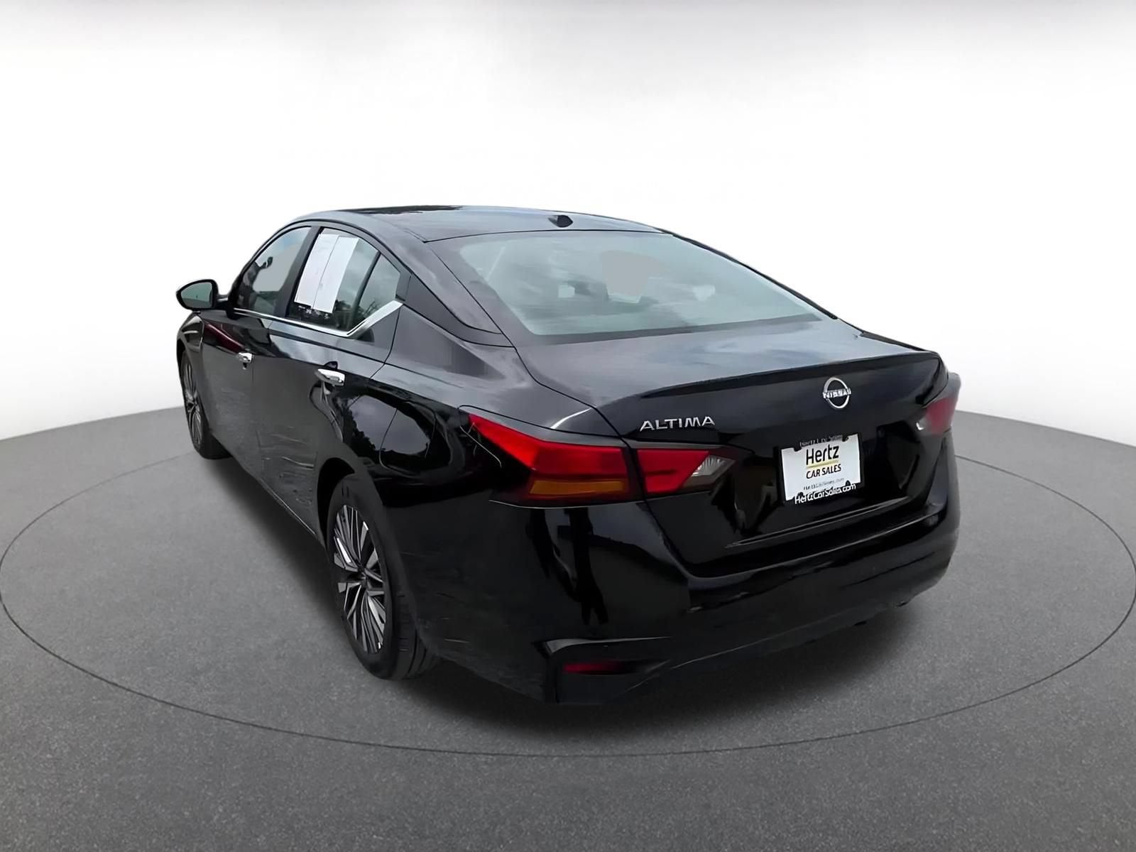 Thumbnail: 2025 Nissan Altima - 11