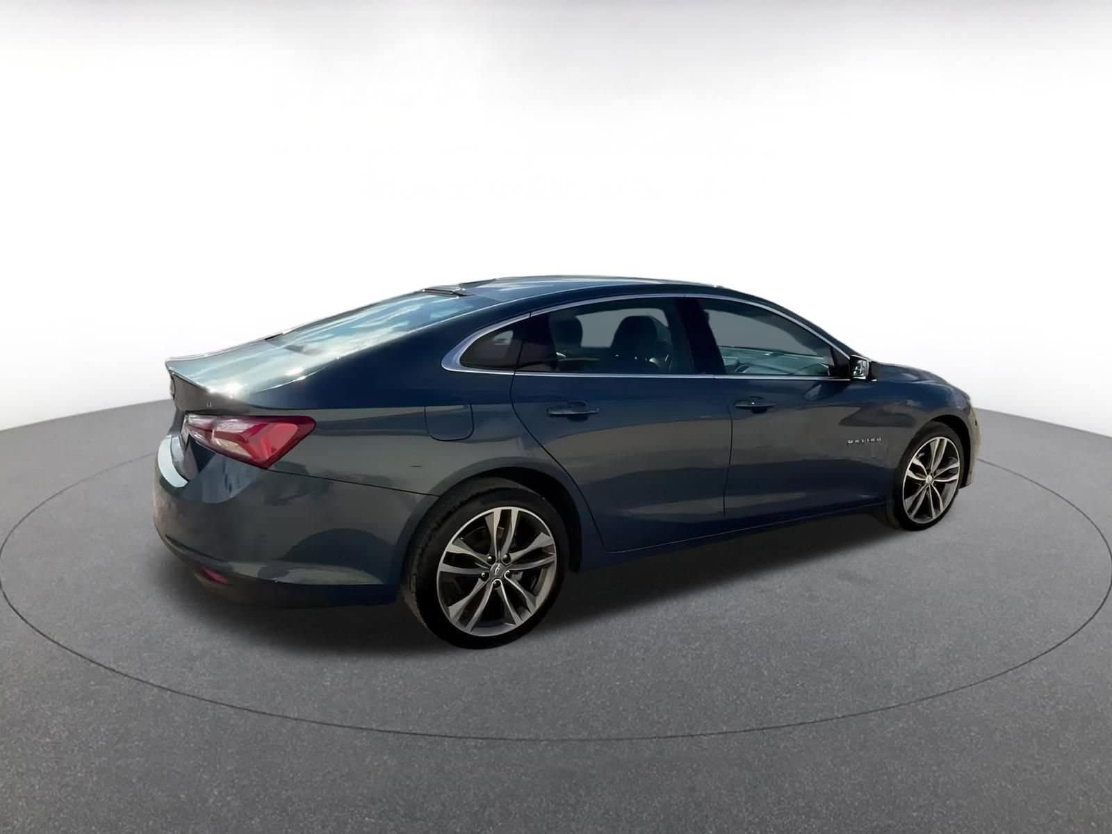 Thumbnail: 2024 Chevrolet Malibu - 15