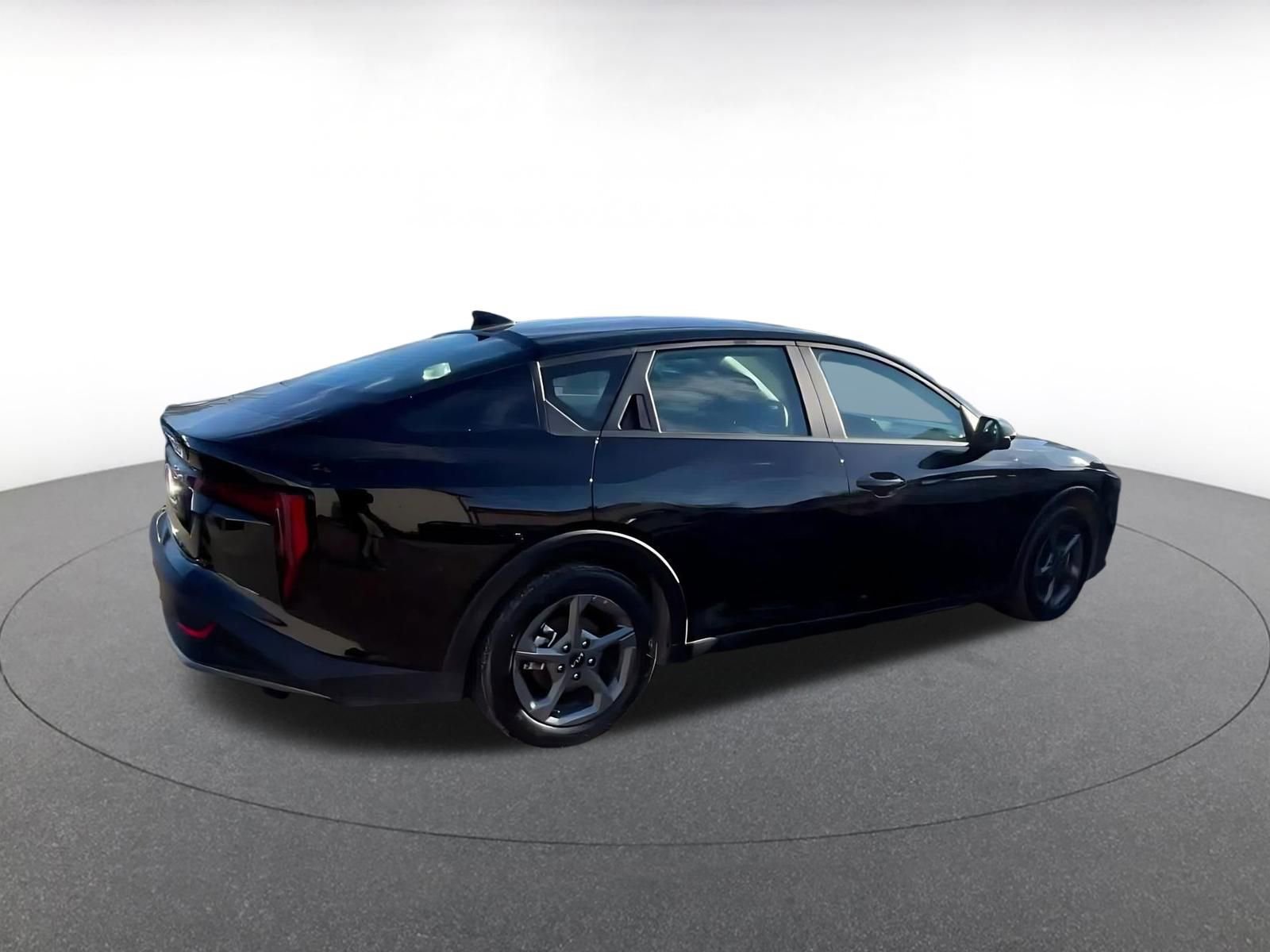 Thumbnail: 2025 Kia K4 - 15