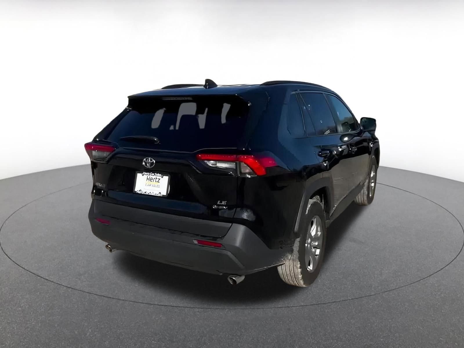 Thumbnail: 2025 Toyota RAV4 - 14