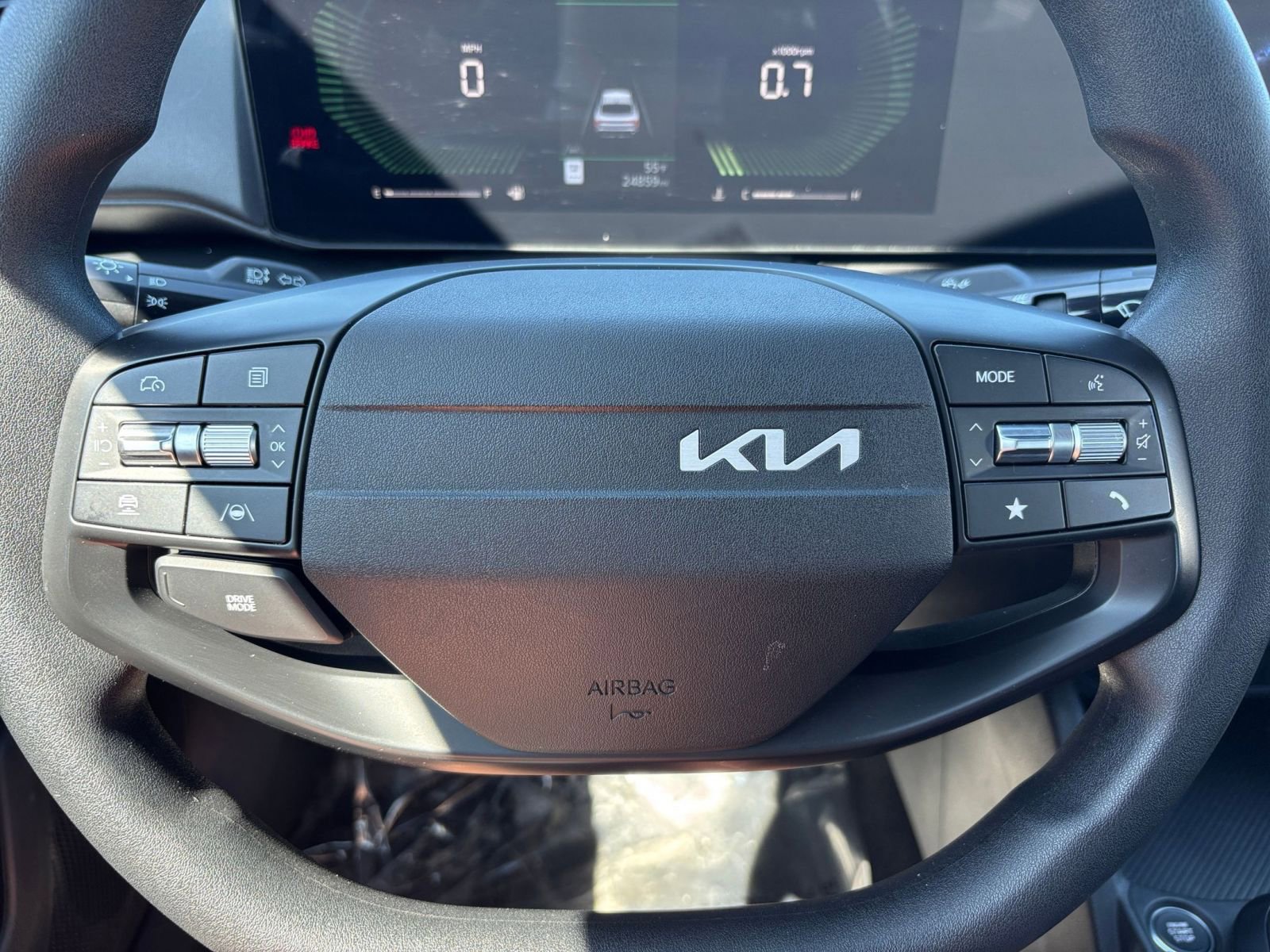 Thumbnail: 2025 Kia K4 - 28