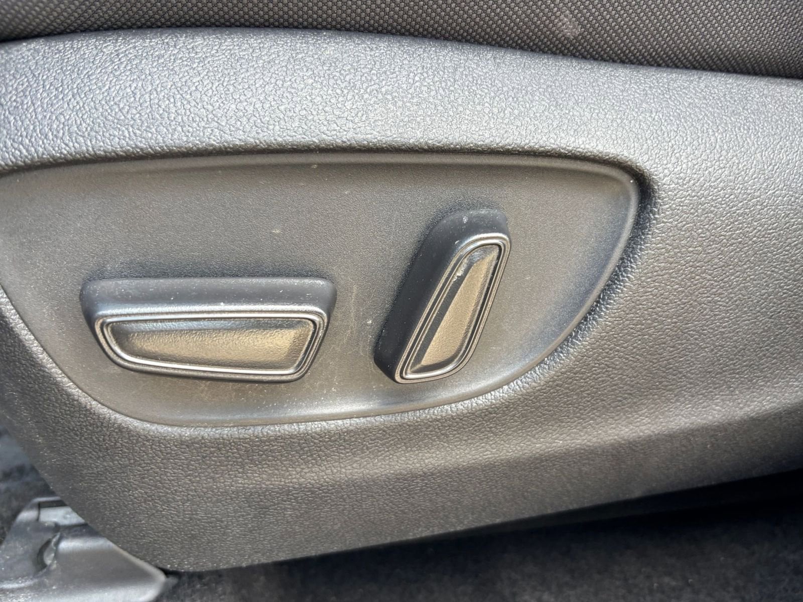 Thumbnail: 2025 Toyota Highlander - 23