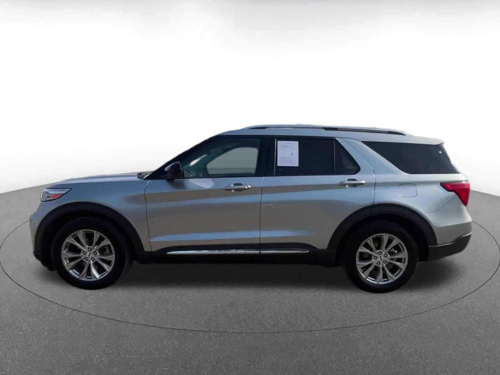 Thumbnail: 2024 Ford Explorer - 9