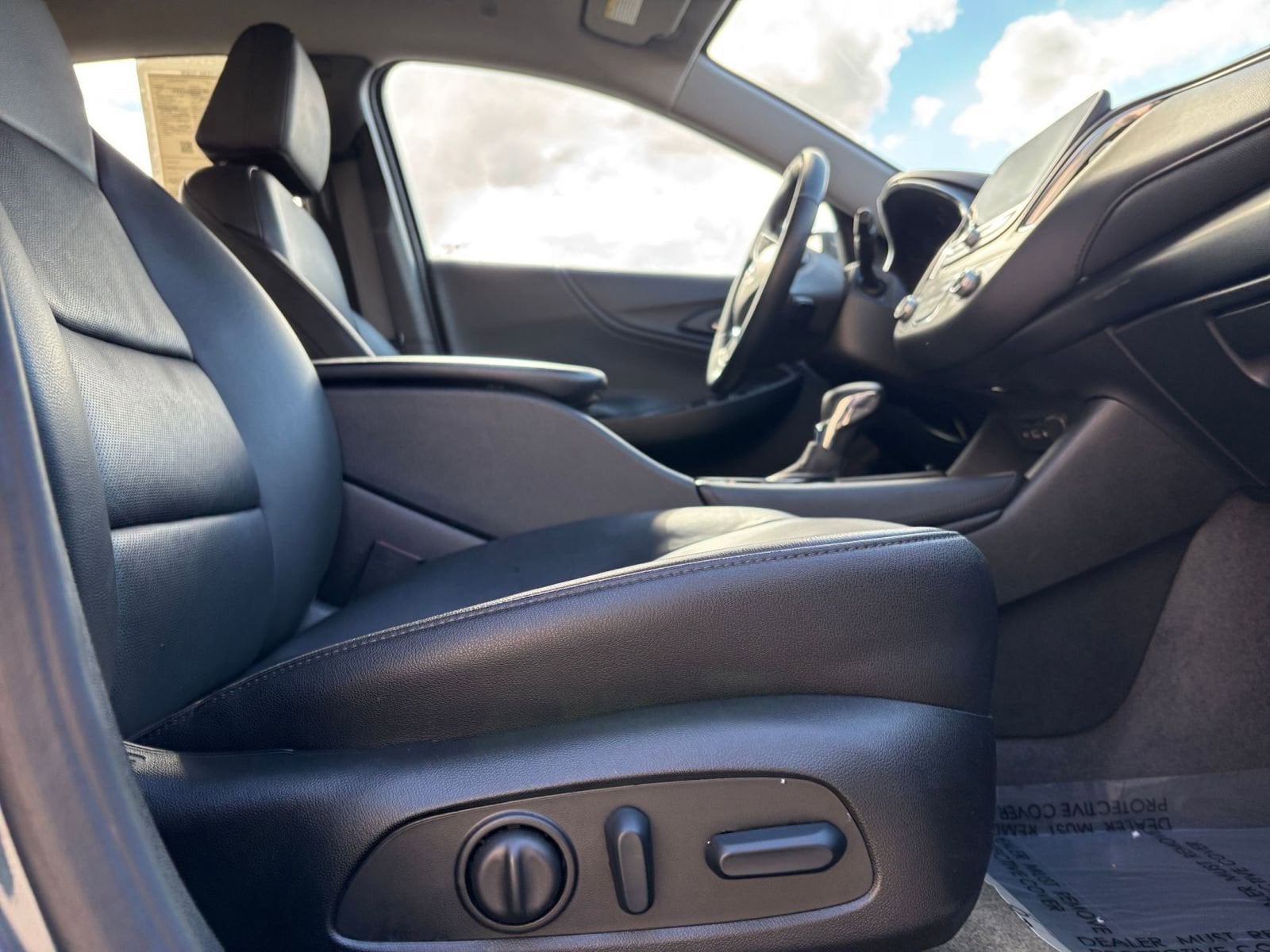 Thumbnail: 2024 Chevrolet Malibu - 27