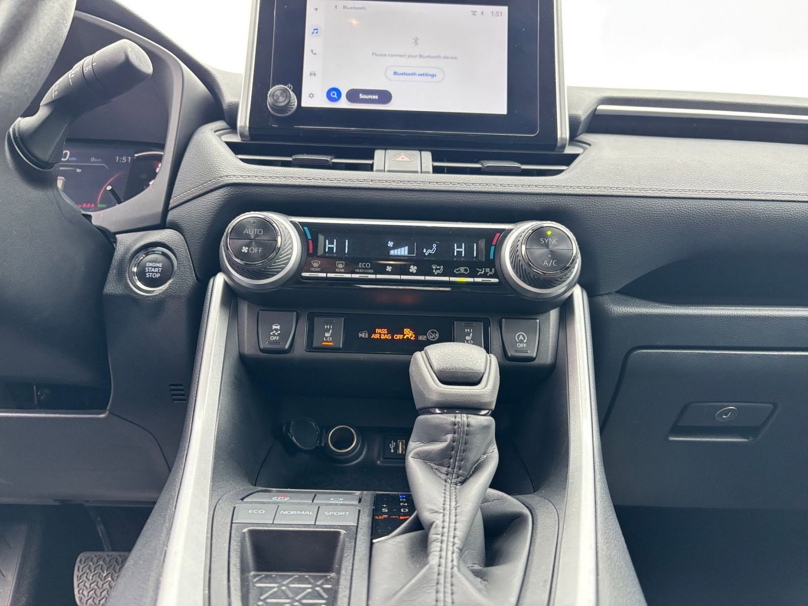 Thumbnail: 2025 Toyota RAV4 - 18