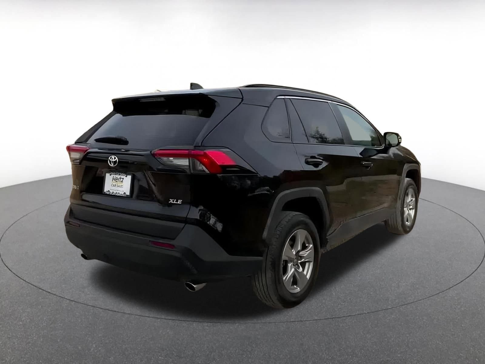 Thumbnail: 2025 Toyota RAV4 - 15