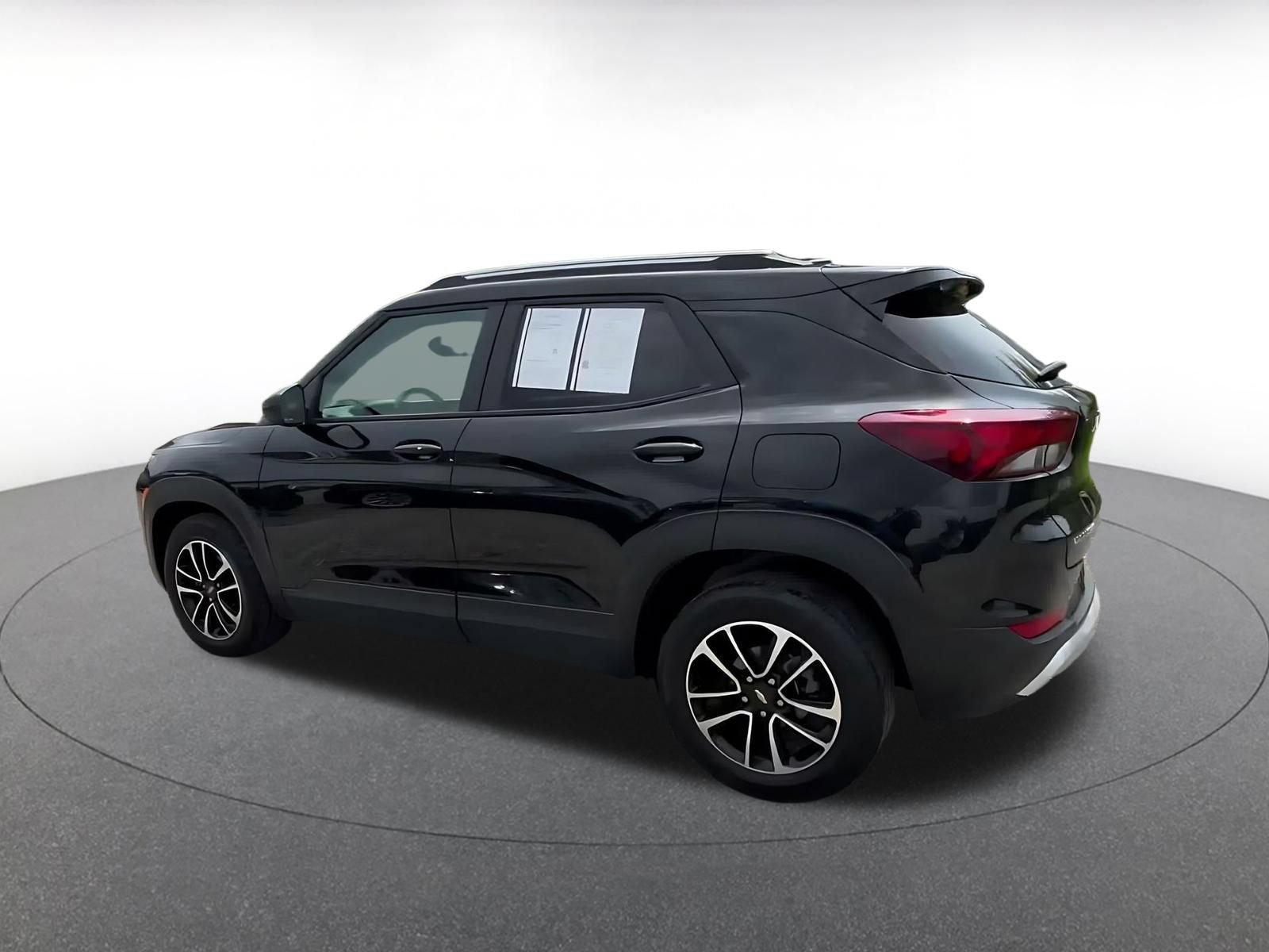 Thumbnail: 2025 Chevrolet TrailBlazer - 8