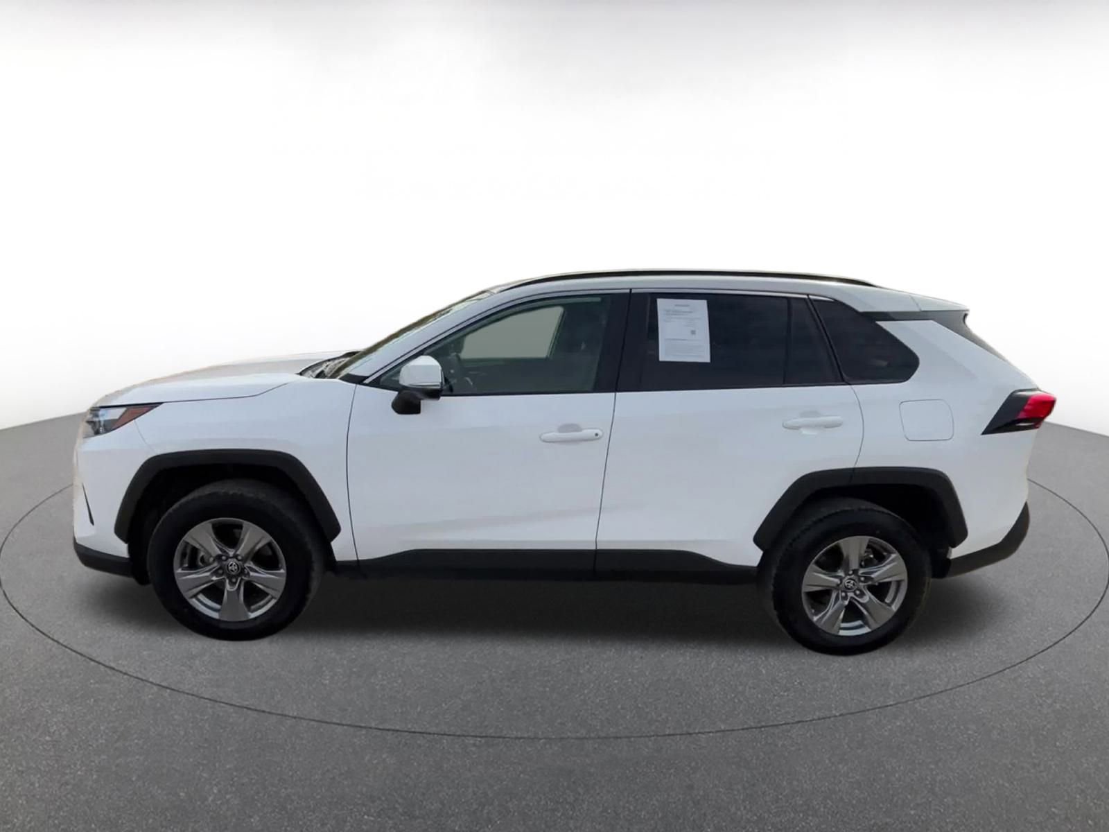 Thumbnail: 2025 Toyota RAV4 - 9