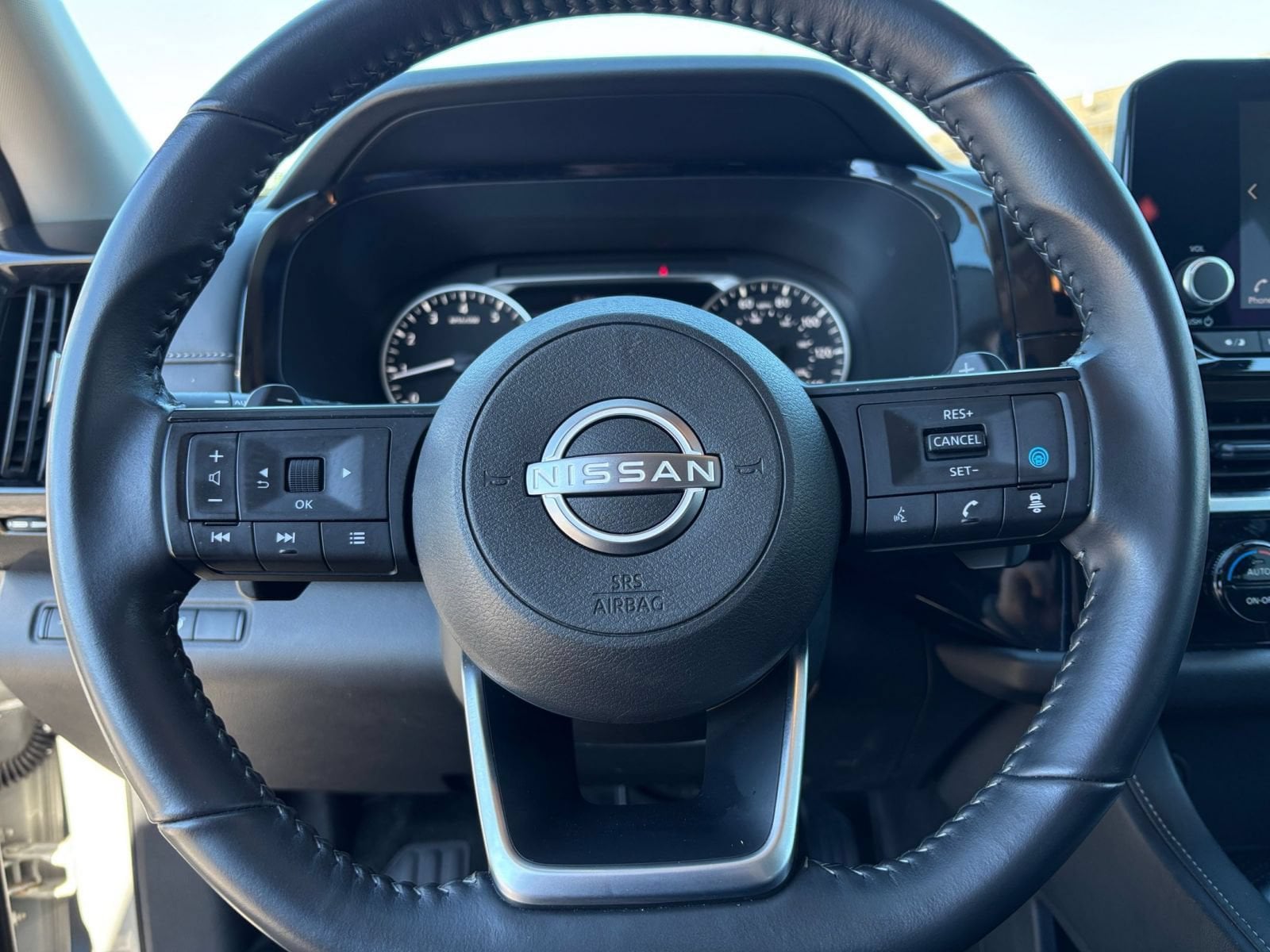 Thumbnail: 2025 Nissan Pathfinder - 30