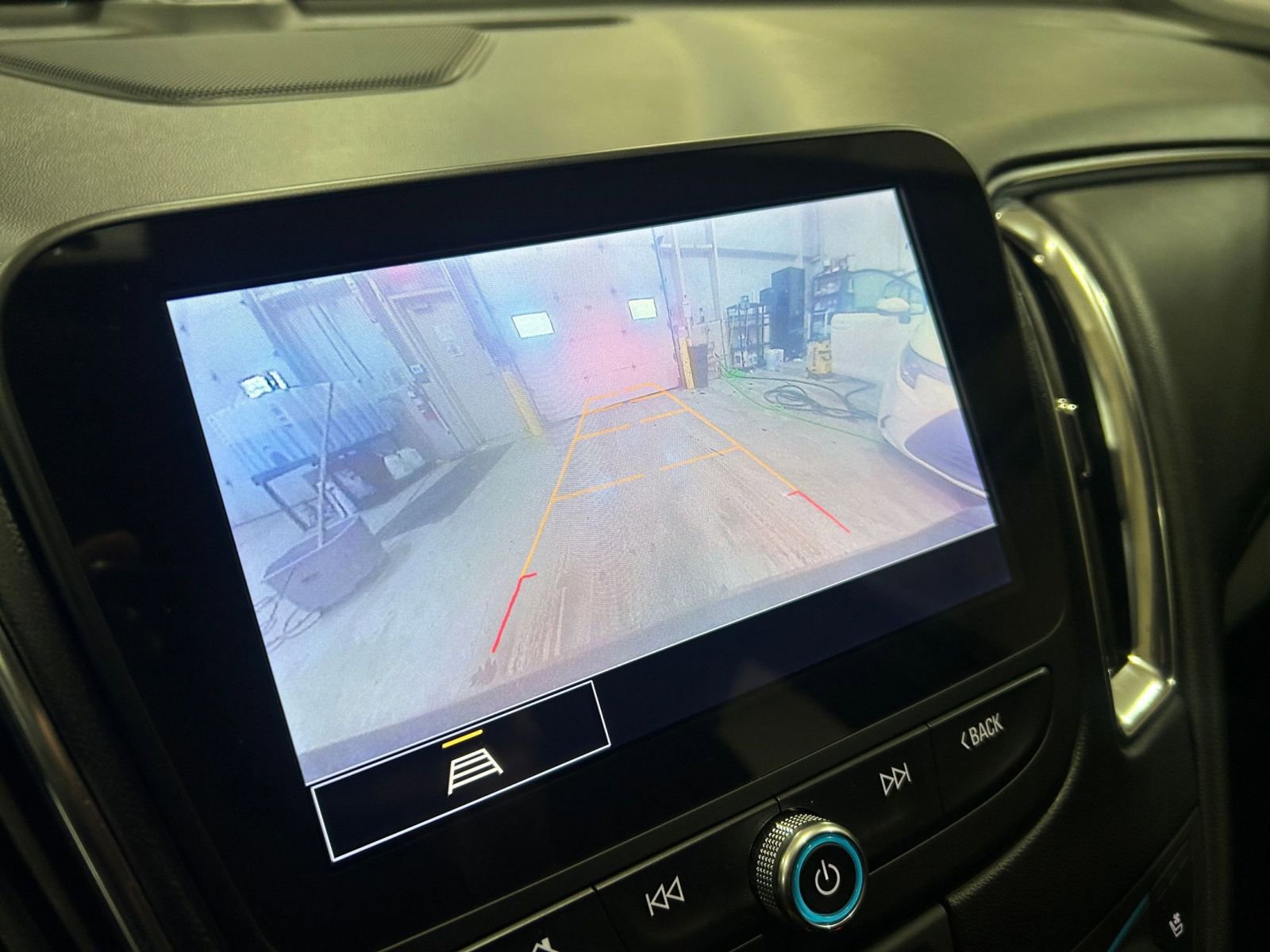 Thumbnail: 2024 Chevrolet Malibu - 17