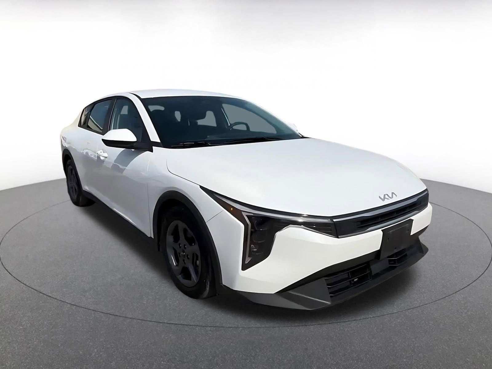 Thumbnail: 2025 Kia K4 - 3