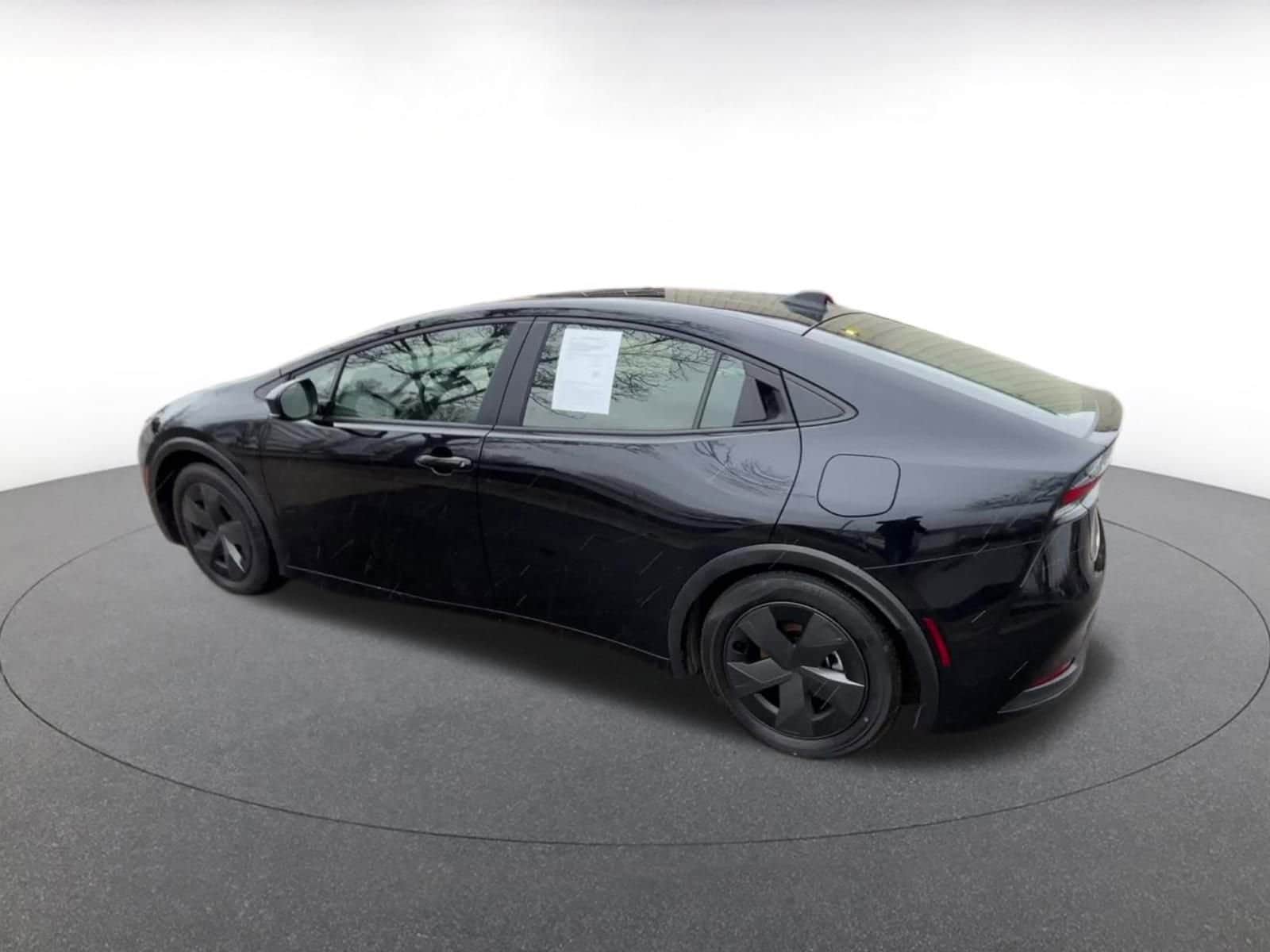 Thumbnail: 2025 Toyota Prius - 11